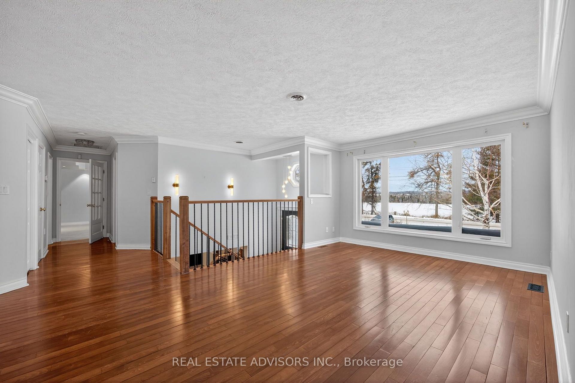 Photo 8 of 1563 15 16 Side Road E, Oro-Medonte, Rural Oro-Medonte — HOMEH