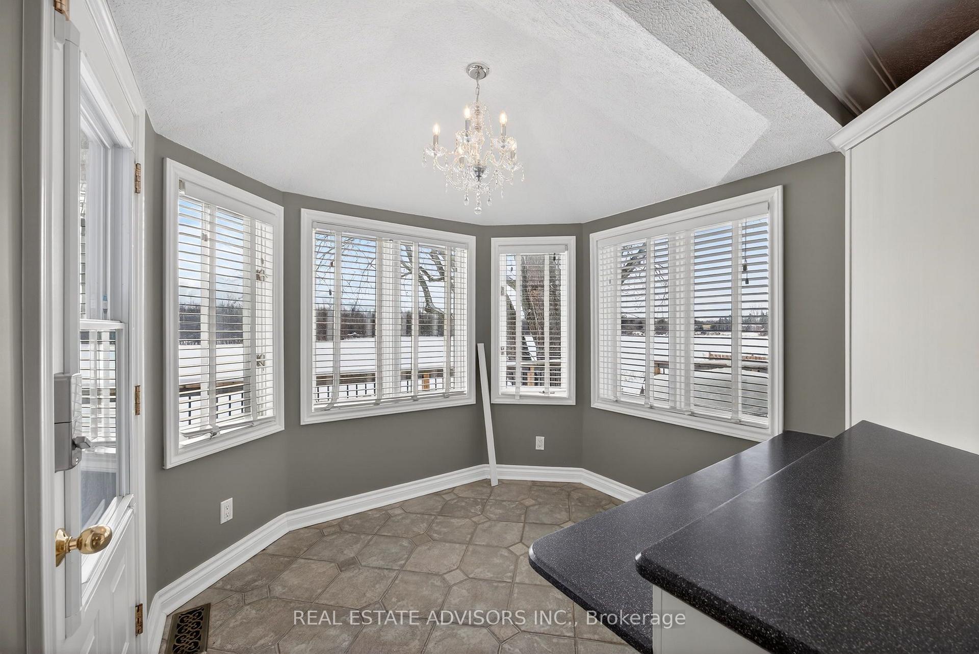 Photo 15 of 1563 15 16 Side Road E, Oro-Medonte, Rural Oro-Medonte — HOMEH