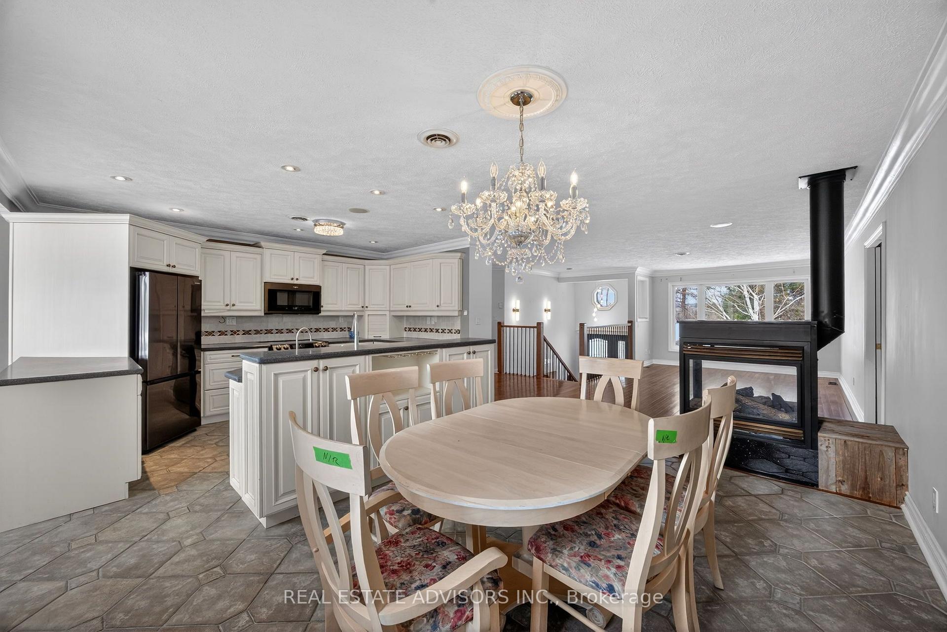 Photo 17 of 1563 15 16 Side Road E, Oro-Medonte, Rural Oro-Medonte — HOMEH