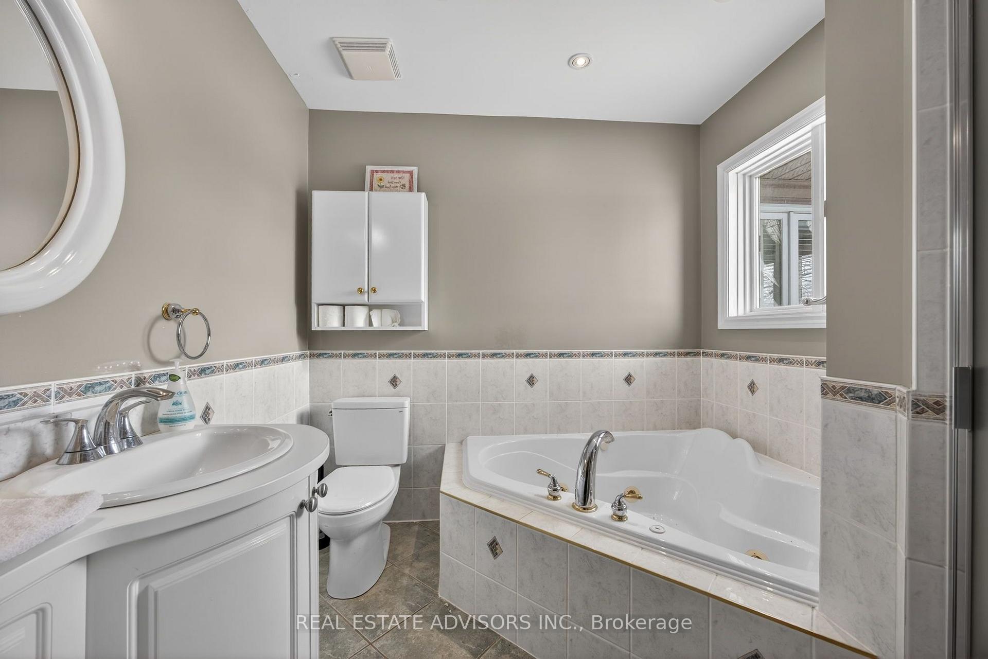 Photo 23 of 1563 15 16 Side Road E, Oro-Medonte, Rural Oro-Medonte — HOMEH