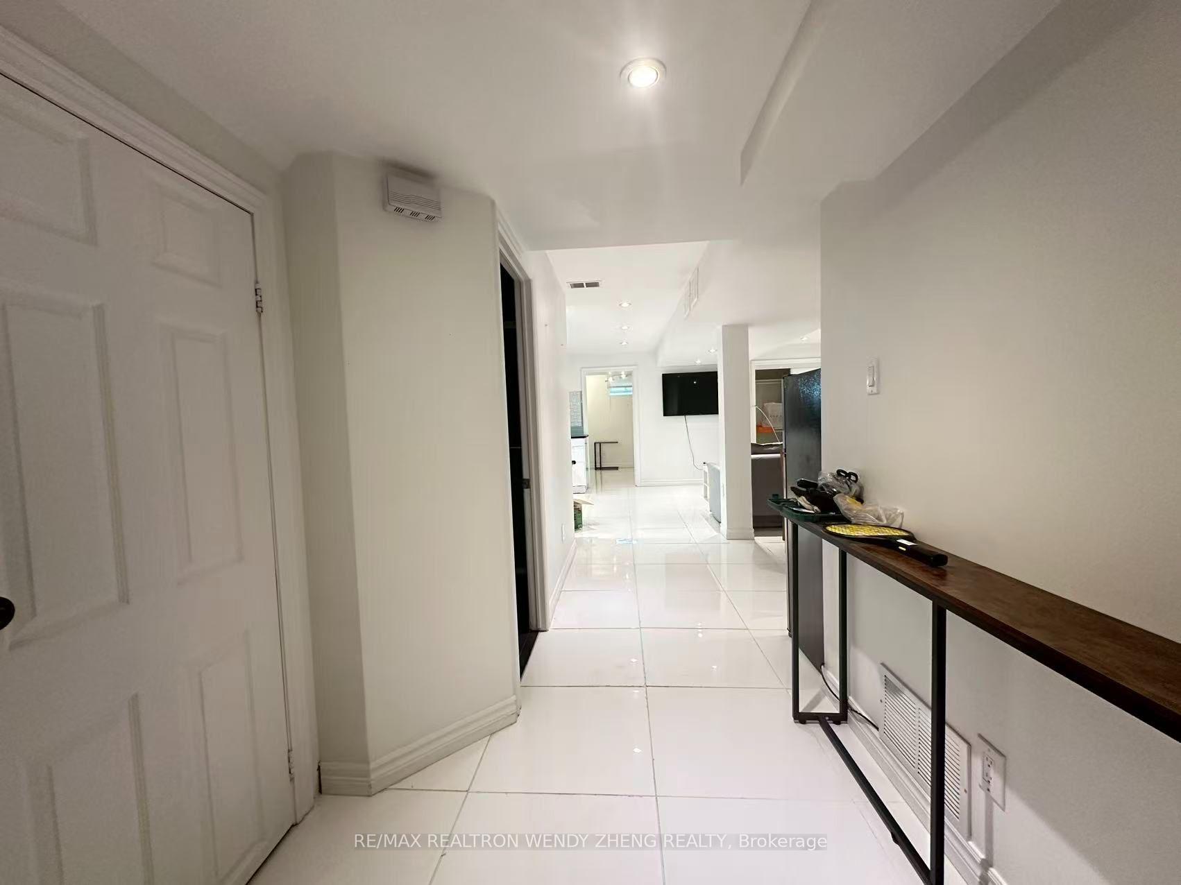 Photo 4 of Unit Bsmt, 157 Black Maple Crescent, Vaughan, Patterson — HOMEH