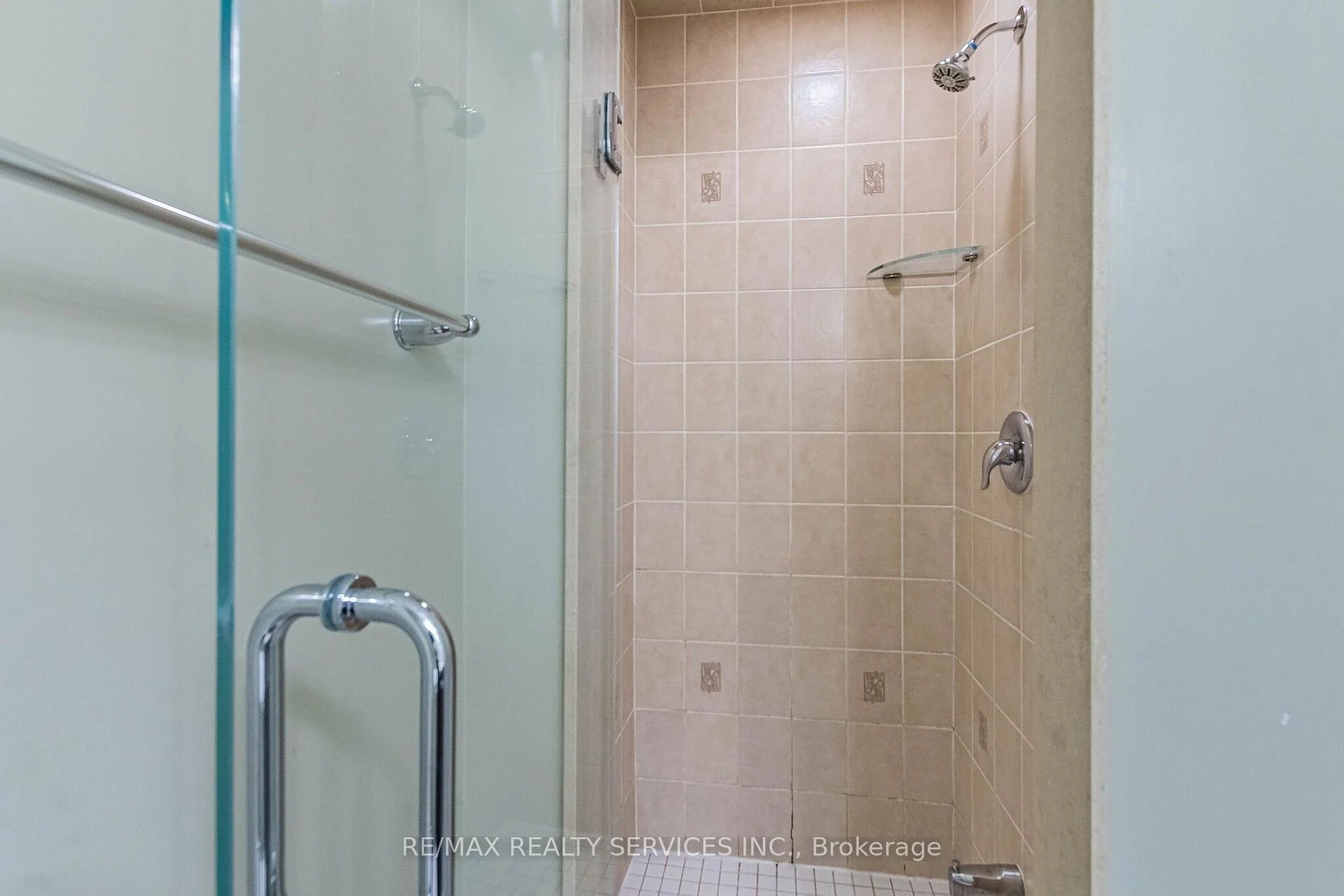 Photo 45 of 222 Mortimer Crescent, Milton, Harrison — HOMEH