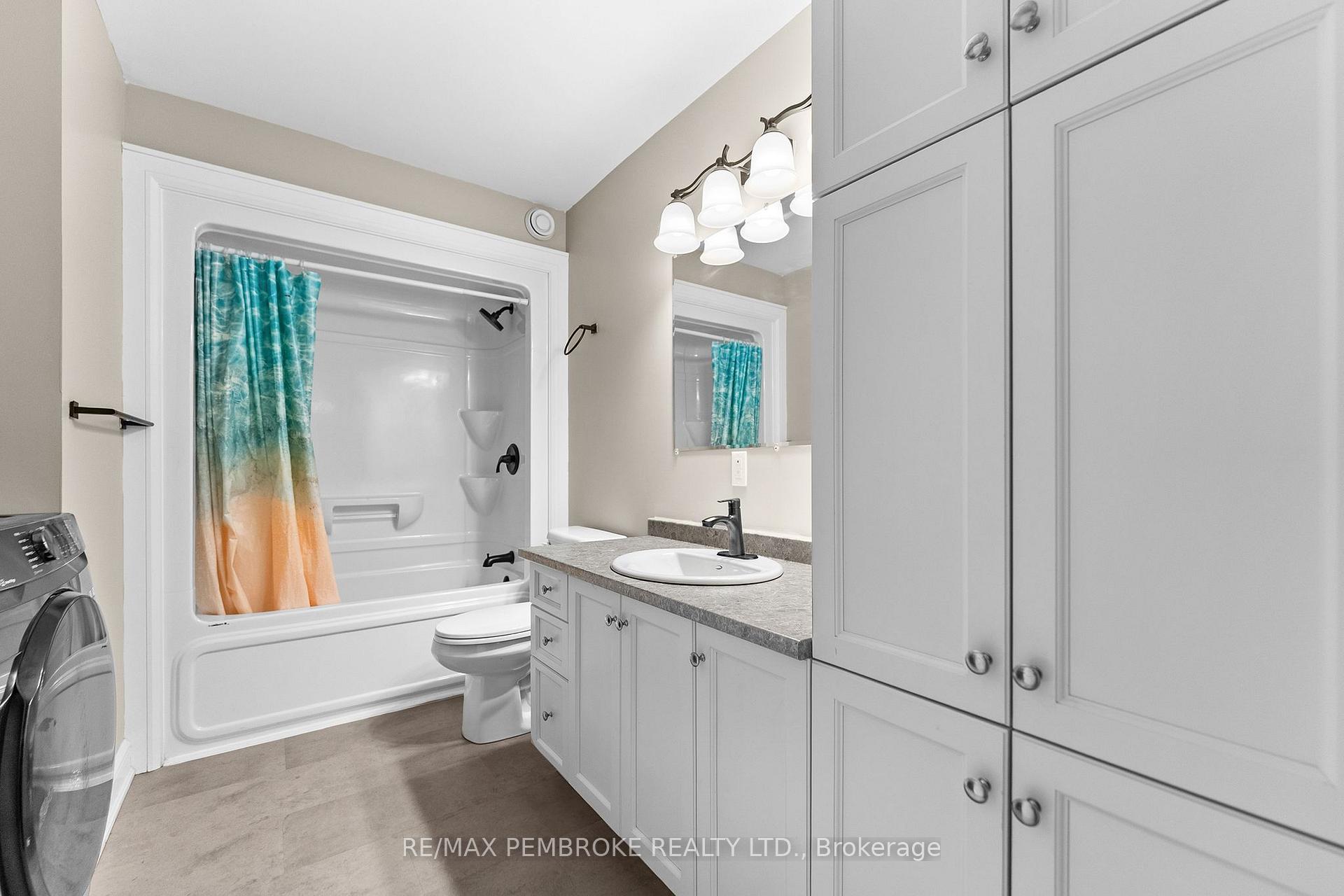 Photo 22 of 41 Northbrook Road, Petawawa, Petawawa — HOMEH