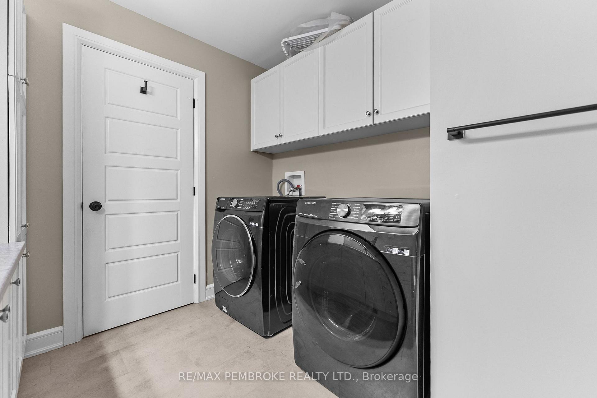 Photo 23 of 41 Northbrook Road, Petawawa, Petawawa — HOMEH
