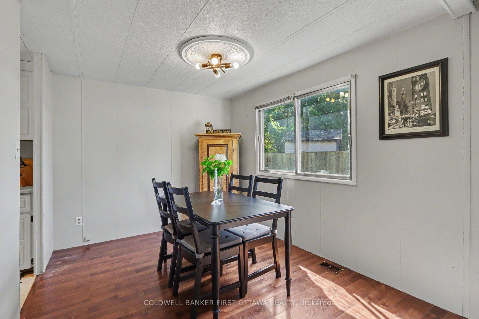 Photo 12 of 17 Bridle Path, Rideau Lakes, Rideau Lakes (South Elmsley) Twp — HOMEH
