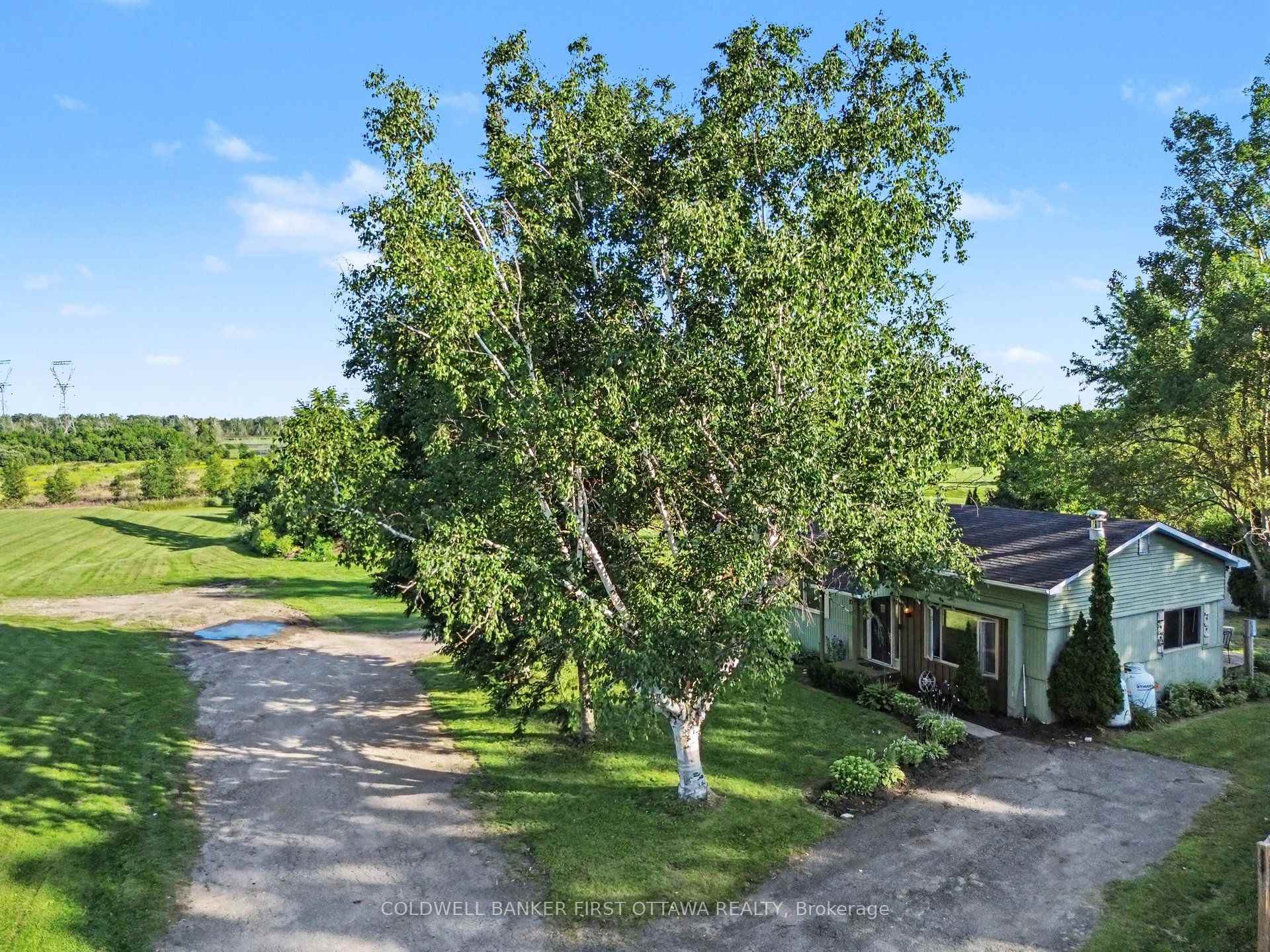 Photo 38 of 17 Bridle Path, Rideau Lakes, Rideau Lakes (South Elmsley) Twp — HOMEH