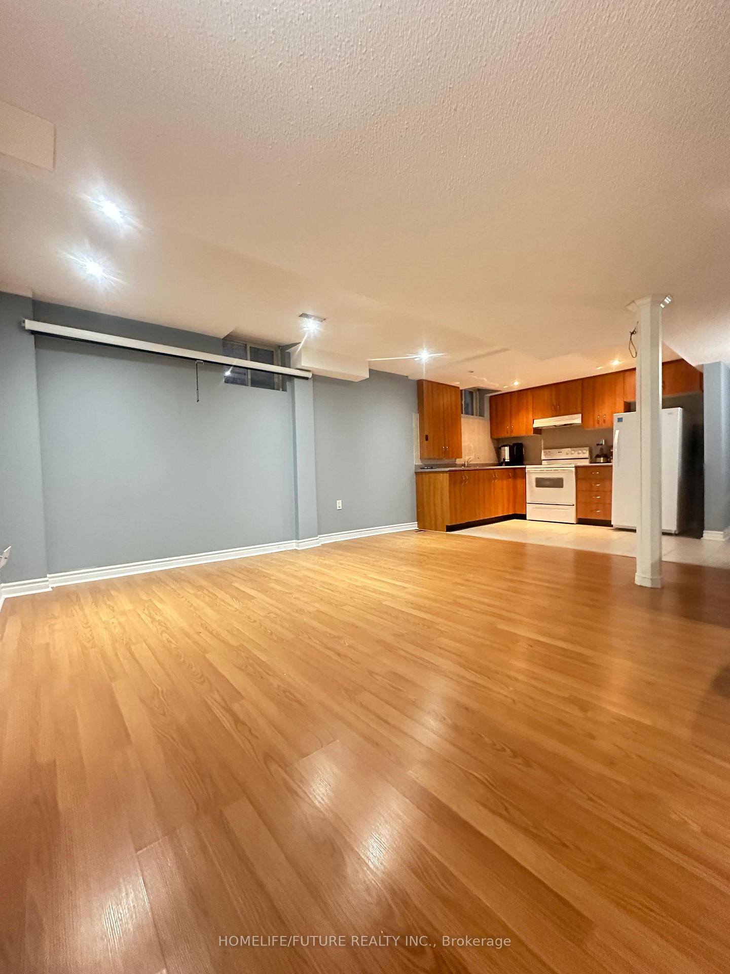 Photo 10 of Unit Bsmt, 84 Forecastle Road, Vaughan, Patterson — HOMEH
