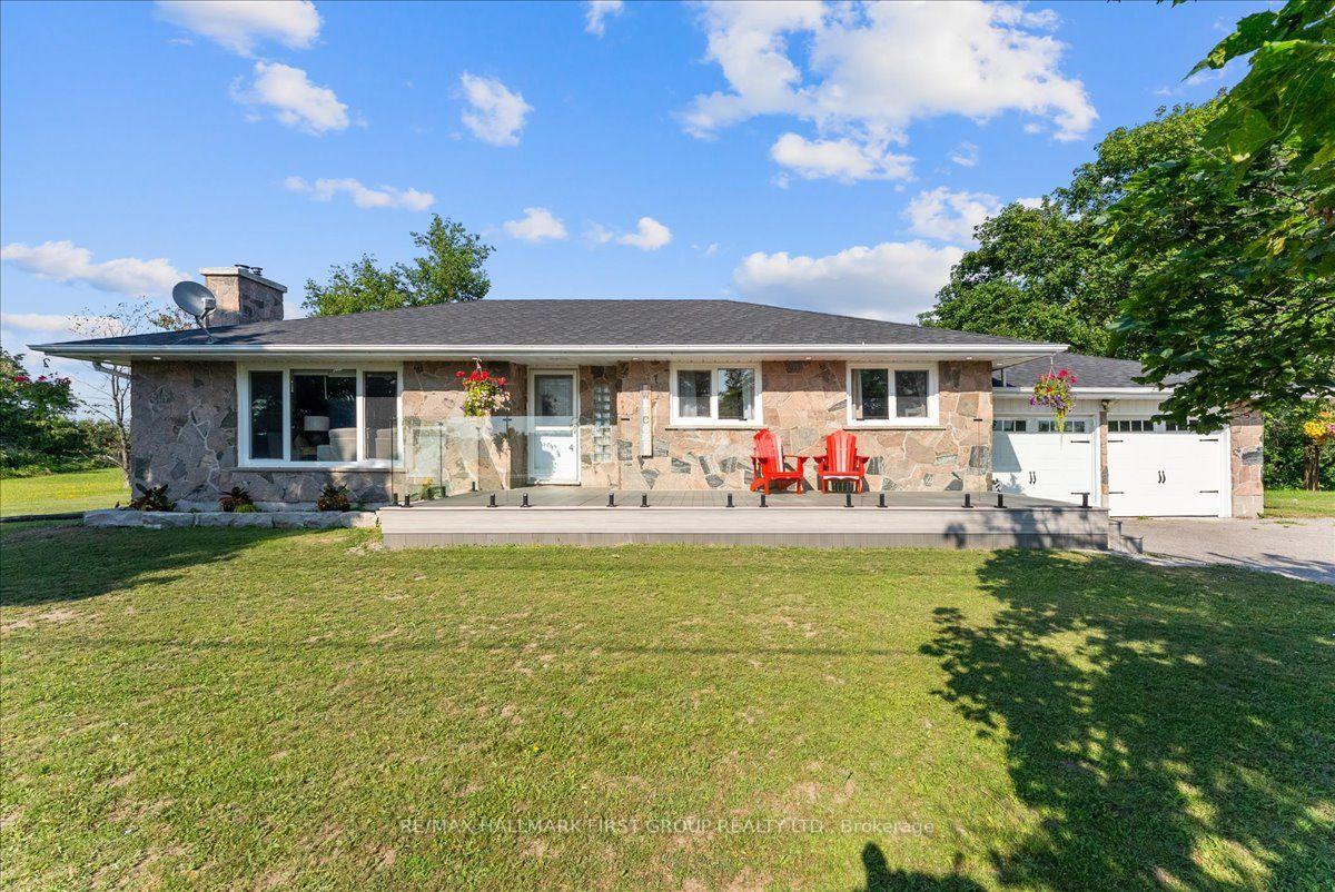 Photo 3 of 121 Nappadale Street, Kawartha Lakes, Woodville — HOMEH