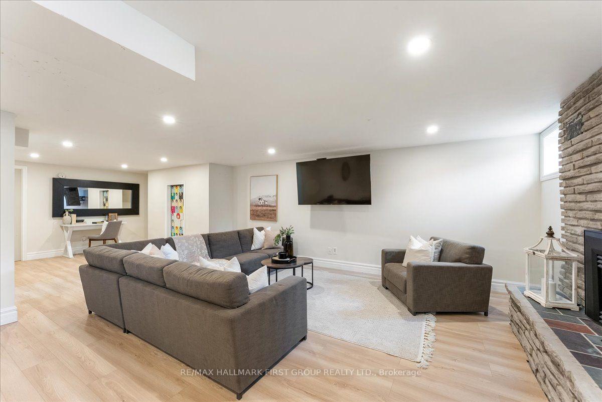 Photo 30 of 121 Nappadale Street, Kawartha Lakes, Woodville — HOMEH
