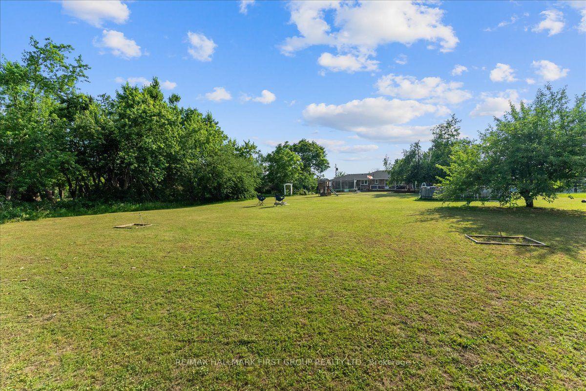 Photo 42 of 121 Nappadale Street, Kawartha Lakes, Woodville — HOMEH