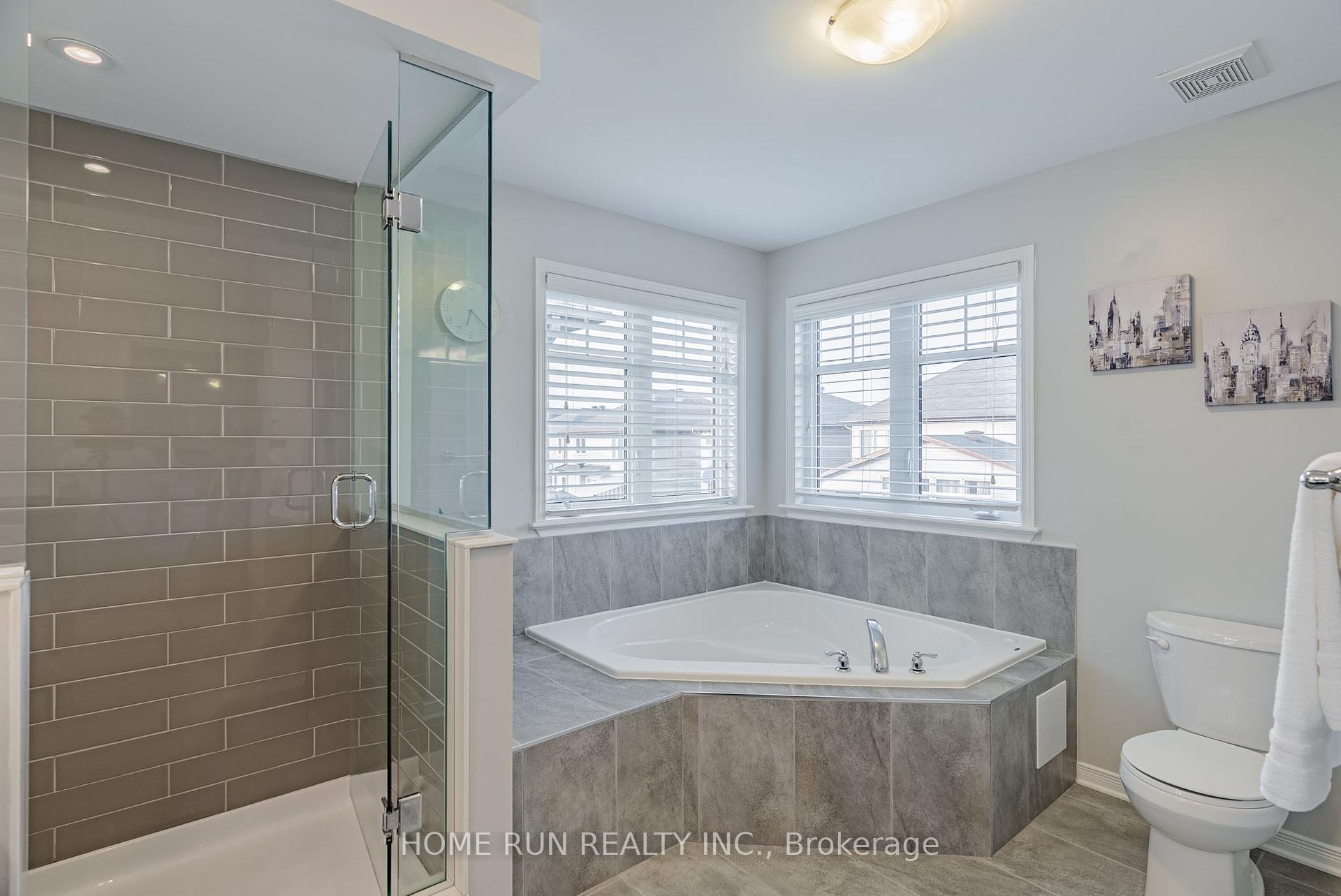 Photo 38 of 328 Percheron Way, Ottawa, Kanata - Emerald Meadows/Trailwest — HOMEH