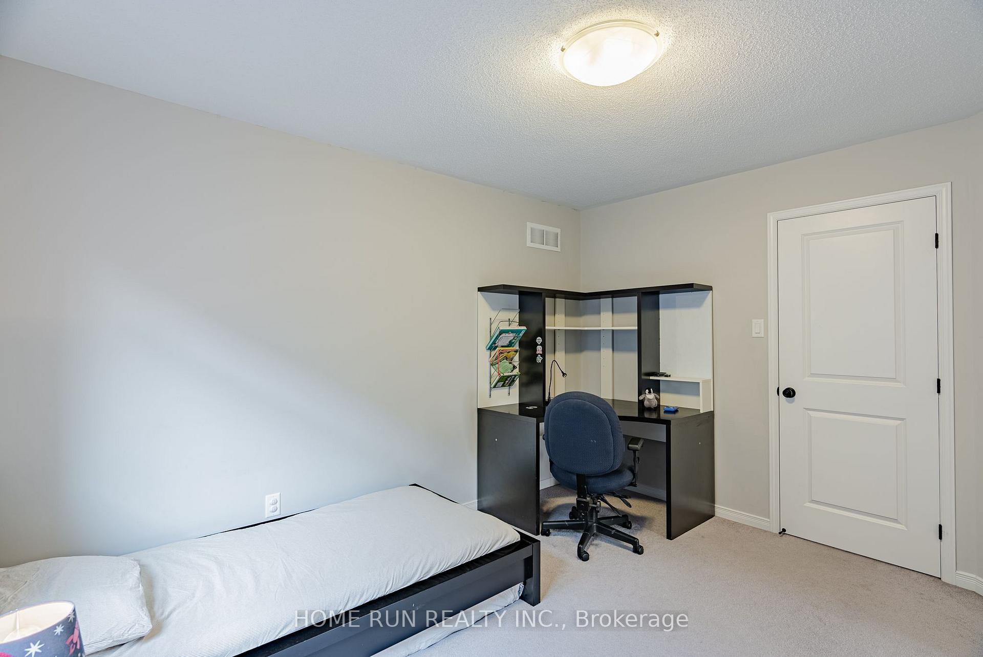 Photo 41 of 328 Percheron Way, Ottawa, Kanata - Emerald Meadows/Trailwest — HOMEH