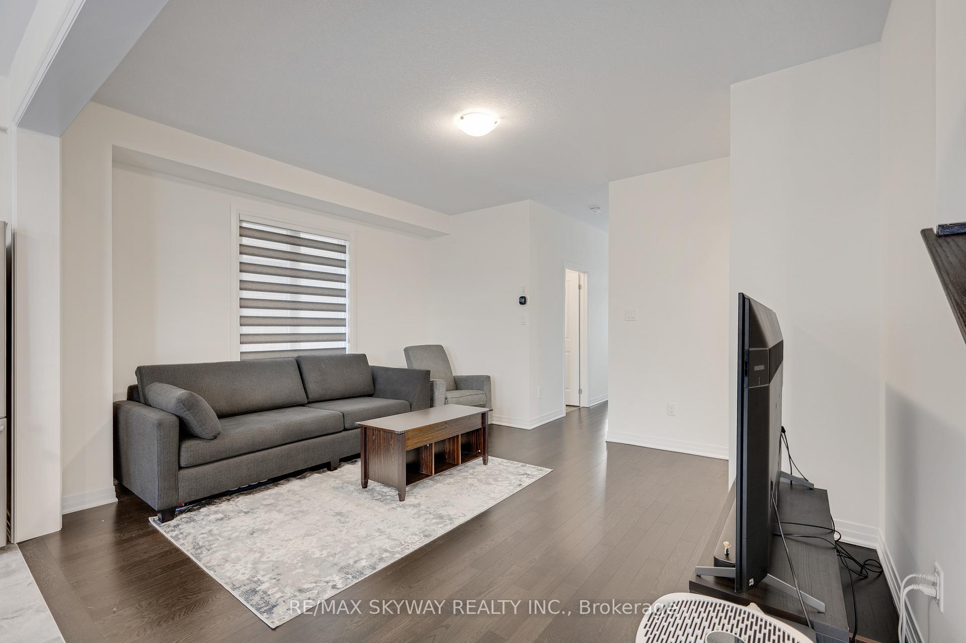 Photo 10 of 163 Wilmot Road, Brantford, Empire — HOMEH