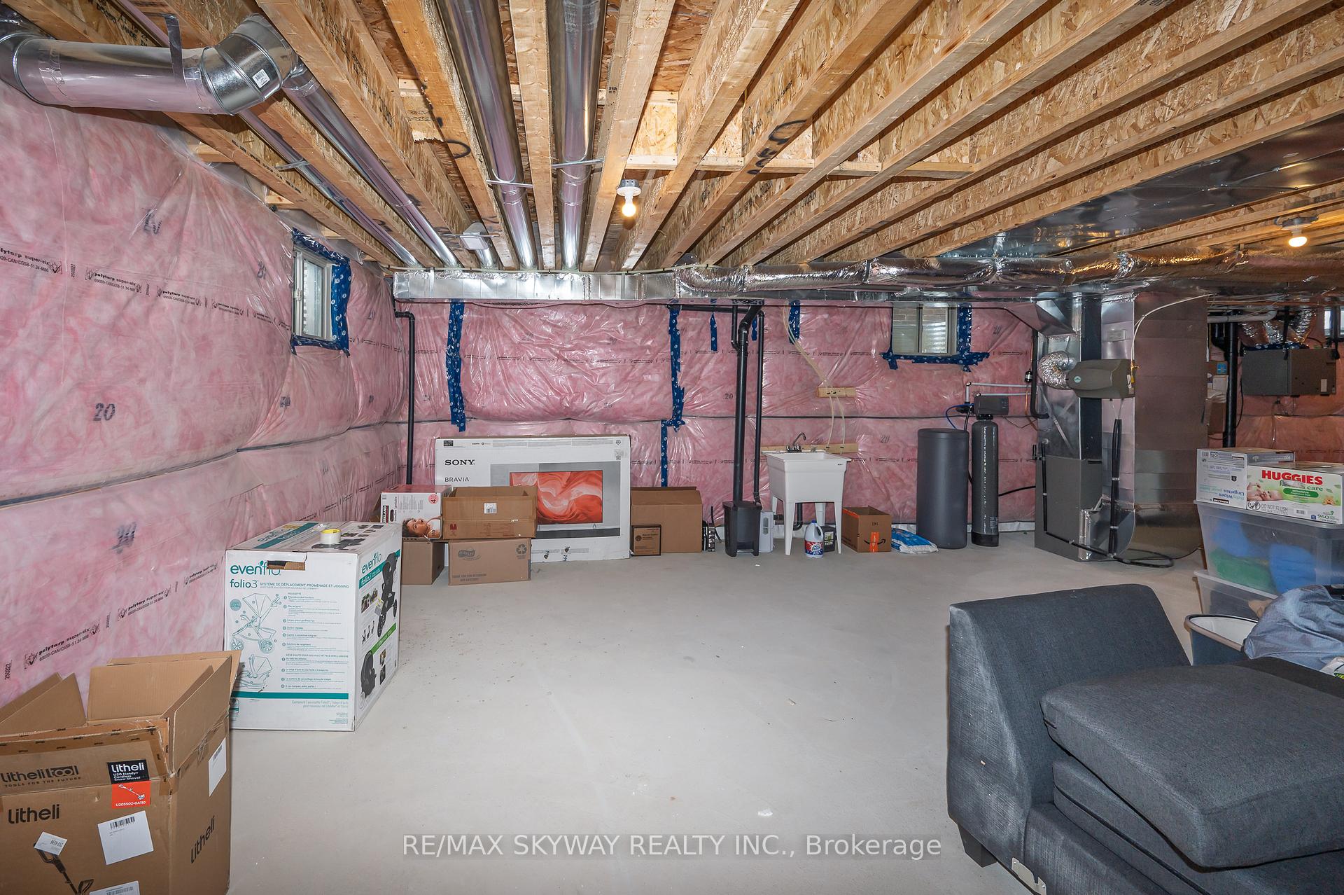 Photo 26 of 163 Wilmot Road, Brantford, Empire — HOMEH