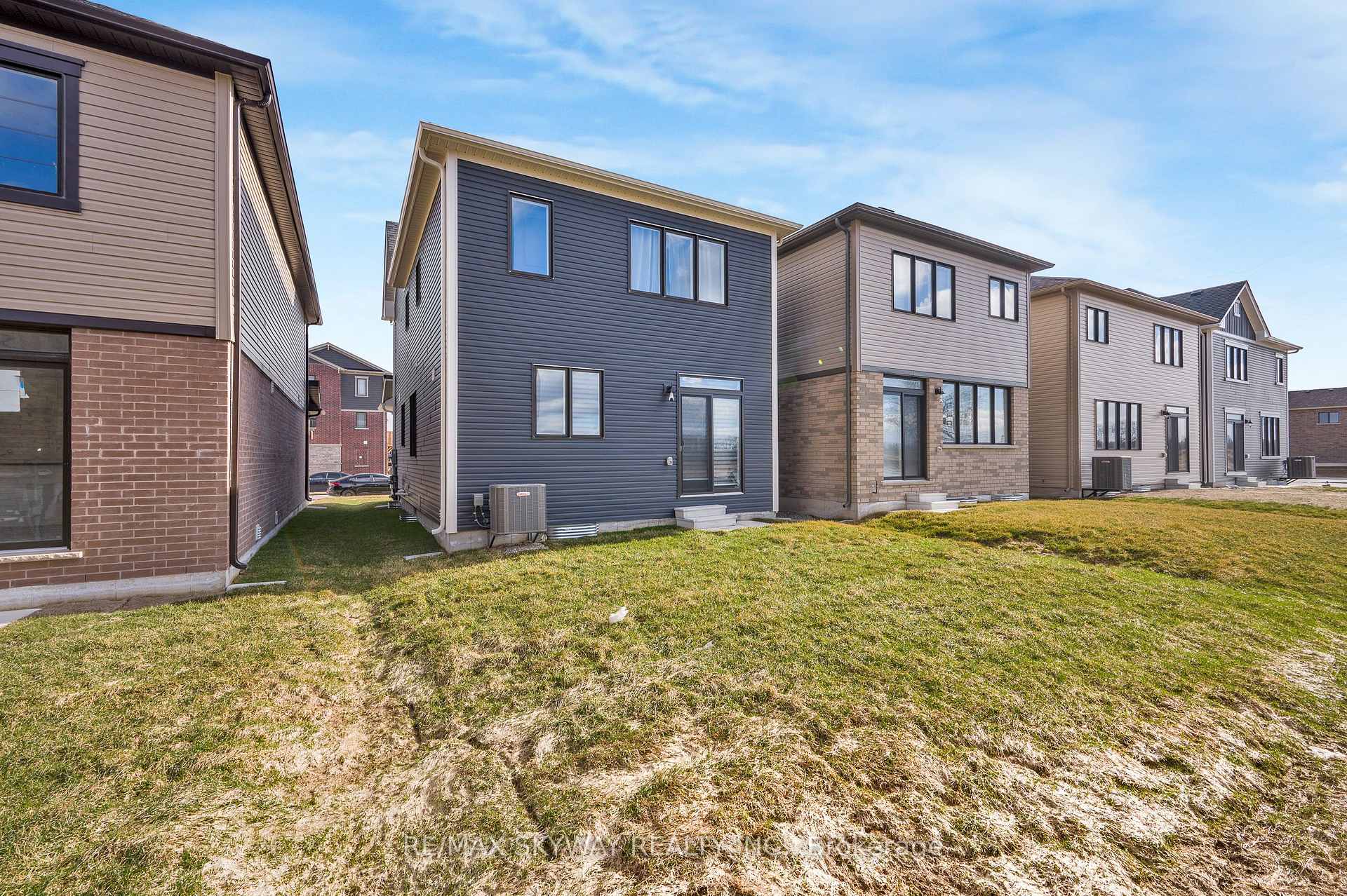 Photo 31 of 163 Wilmot Road, Brantford, Empire — HOMEH