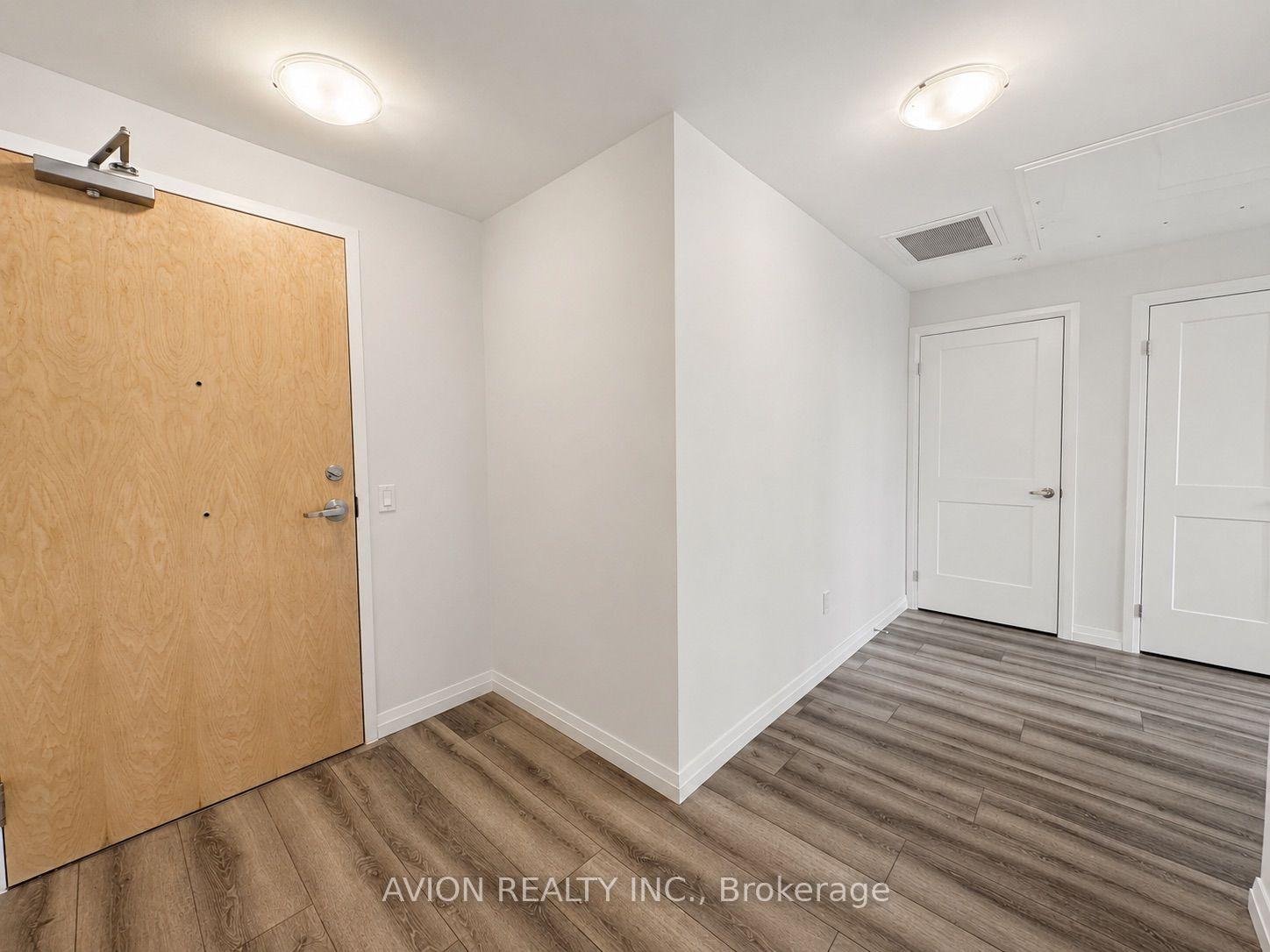 Photo 8 of Unit 1602, 60 charles Street W, Kitchener, City Commercial Core — HOMEH
