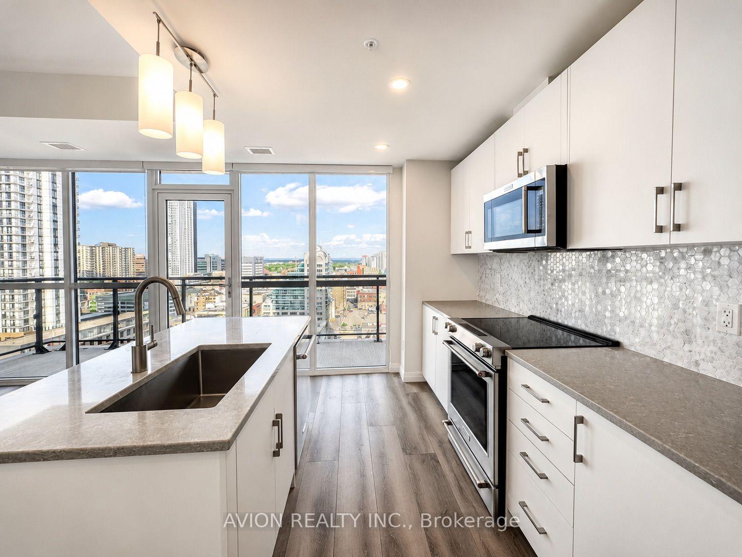 Photo 15 of Unit 1602, 60 charles Street W, Kitchener, City Commercial Core — HOMEH