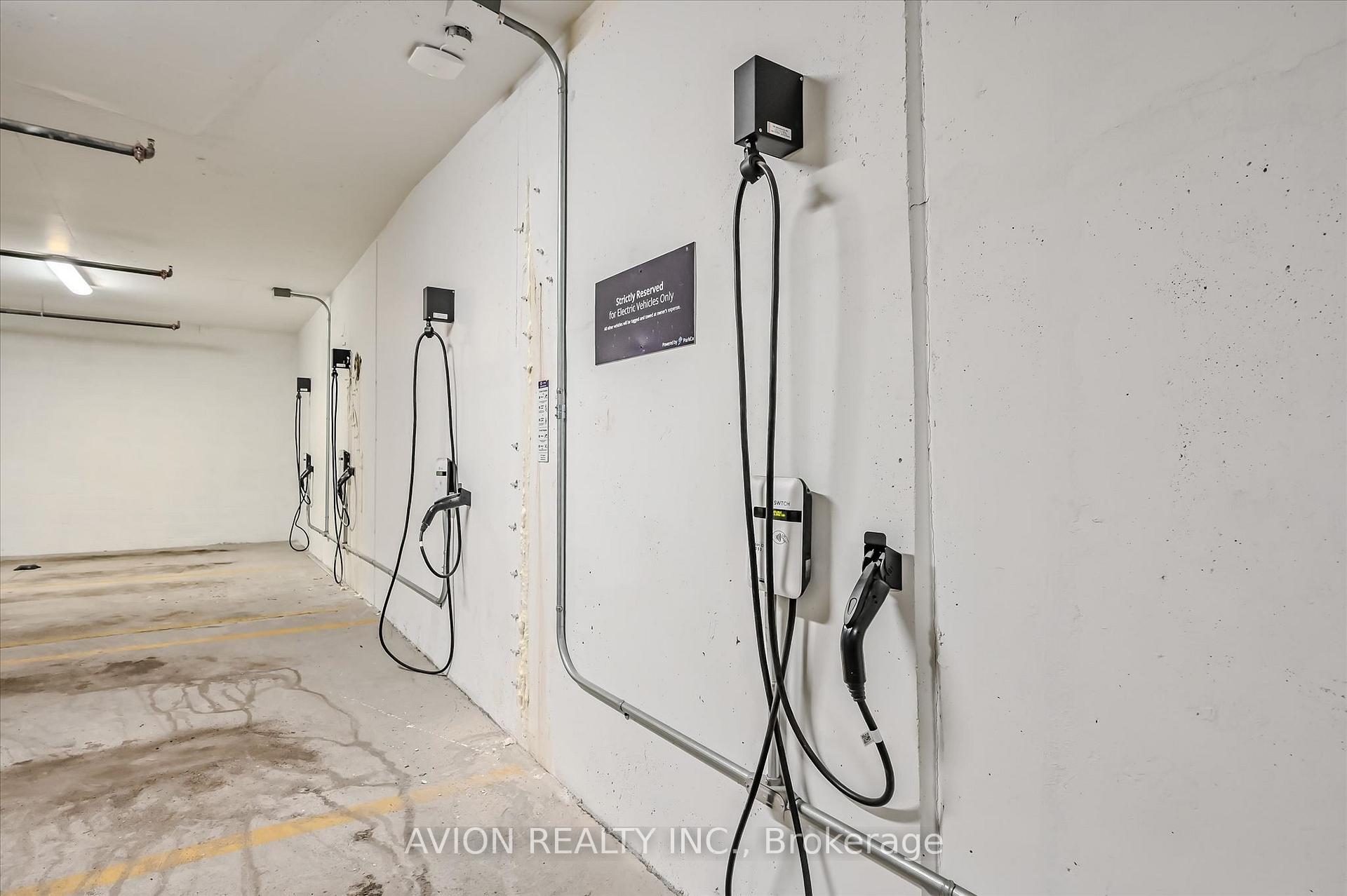 Photo 47 of Unit 1602, 60 charles Street W, Kitchener, City Commercial Core — HOMEH