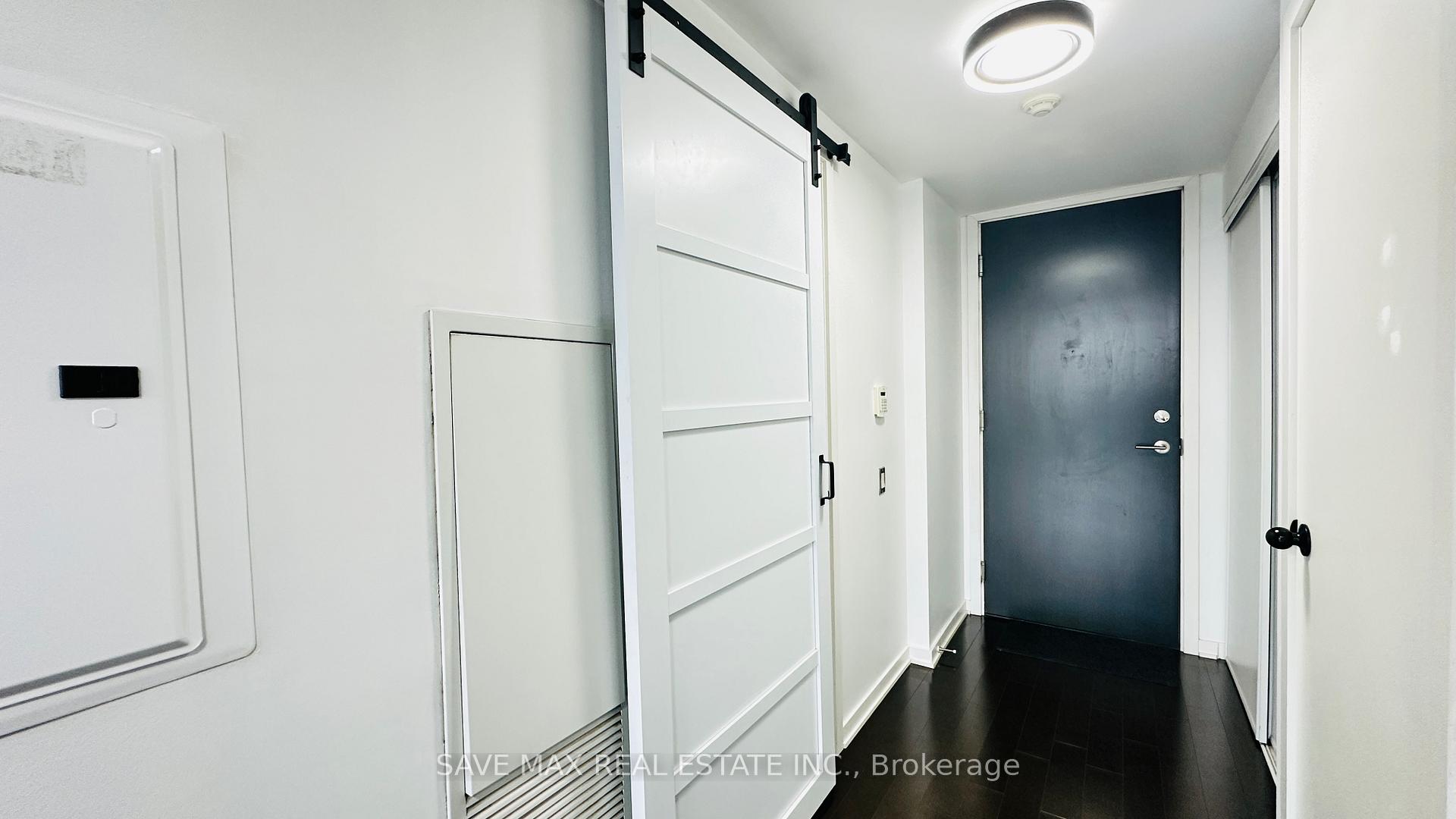 Photo 8 of Unit 3213, 105 The Queensway Avenue, Toronto, High Park-Swansea — HOMEH