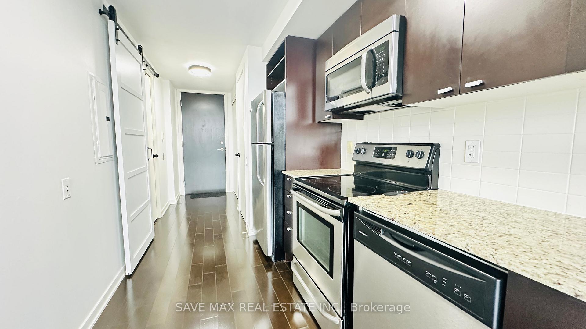Photo 11 of Unit 3213, 105 The Queensway Avenue, Toronto, High Park-Swansea — HOMEH