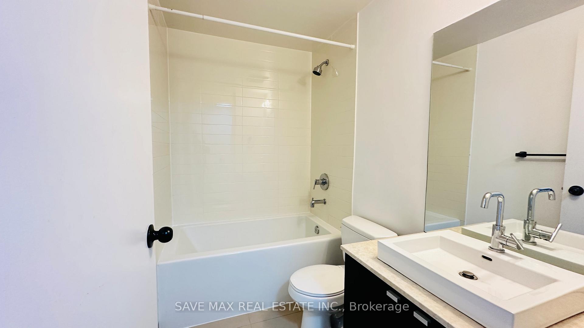 Photo 23 of Unit 3213, 105 The Queensway Avenue, Toronto, High Park-Swansea — HOMEH
