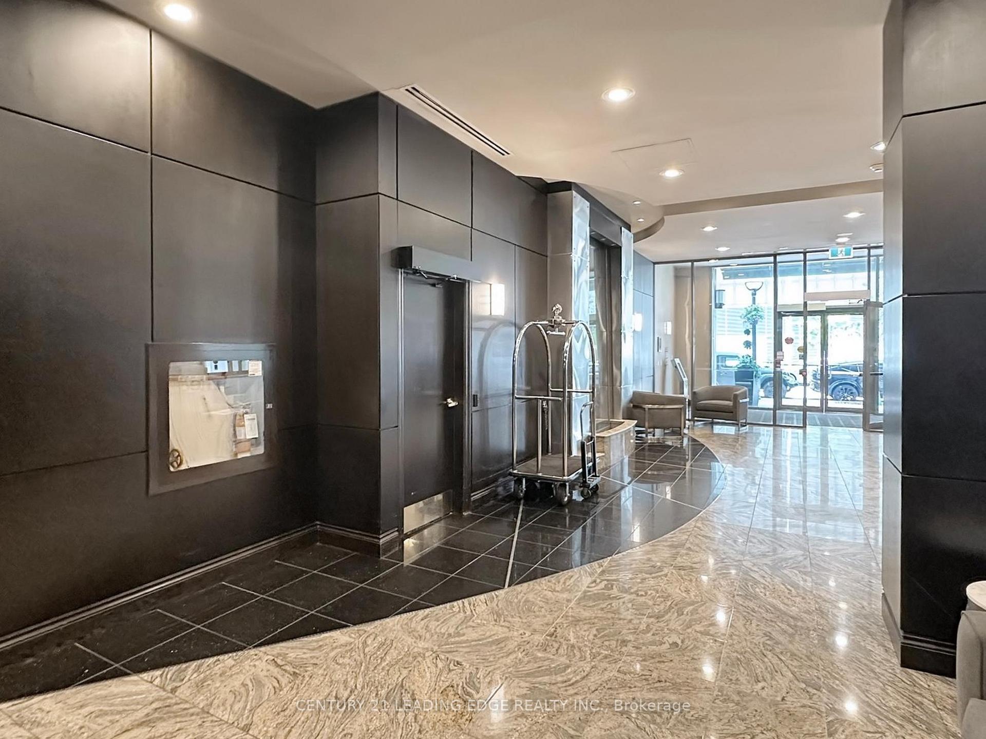 Photo 6 of Unit 3503, 30 Grand Trunk Crescent, Toronto, Waterfront Communities — HOMEH