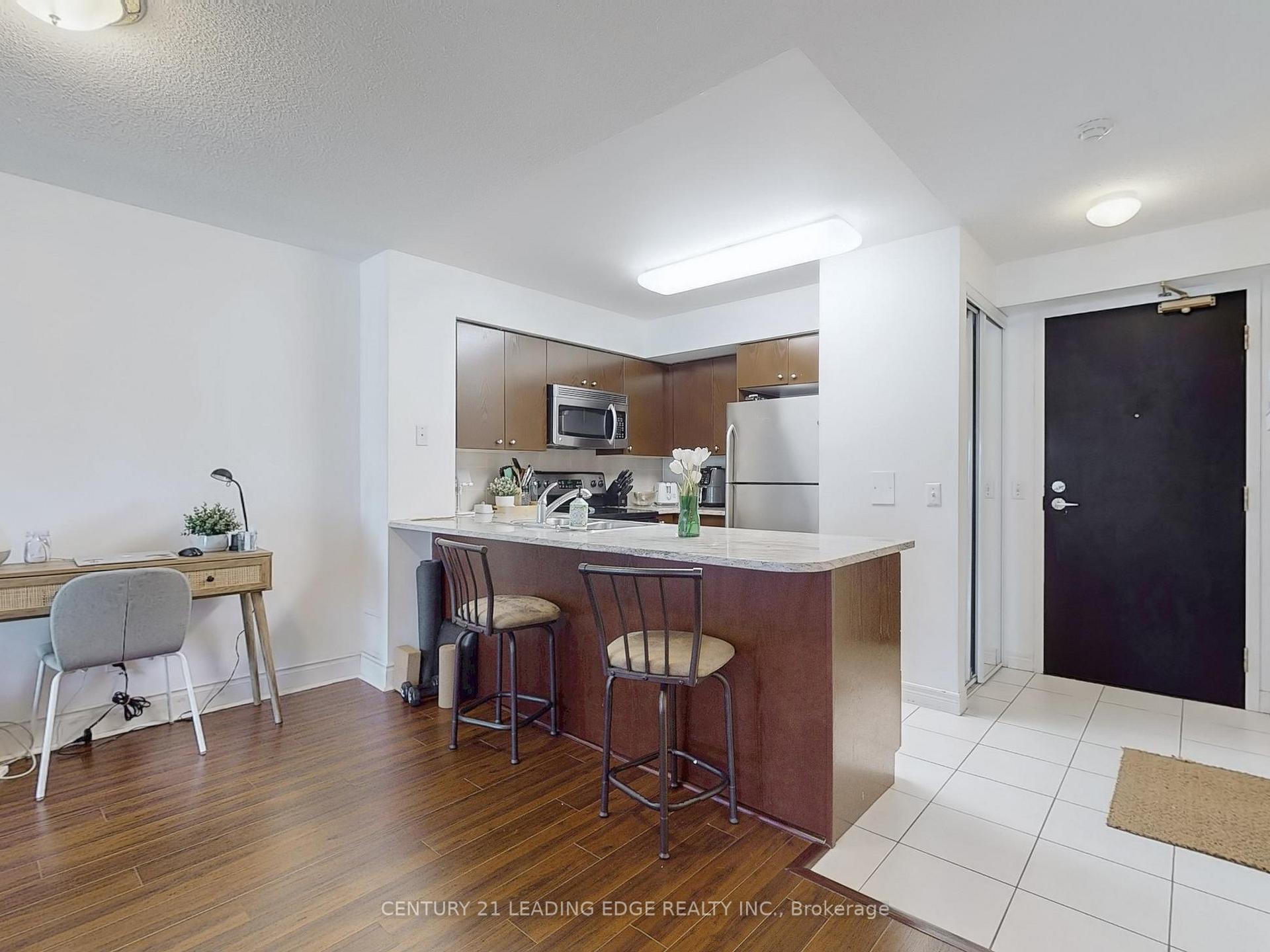 Photo 15 of Unit 3503, 30 Grand Trunk Crescent, Toronto, Waterfront Communities — HOMEH