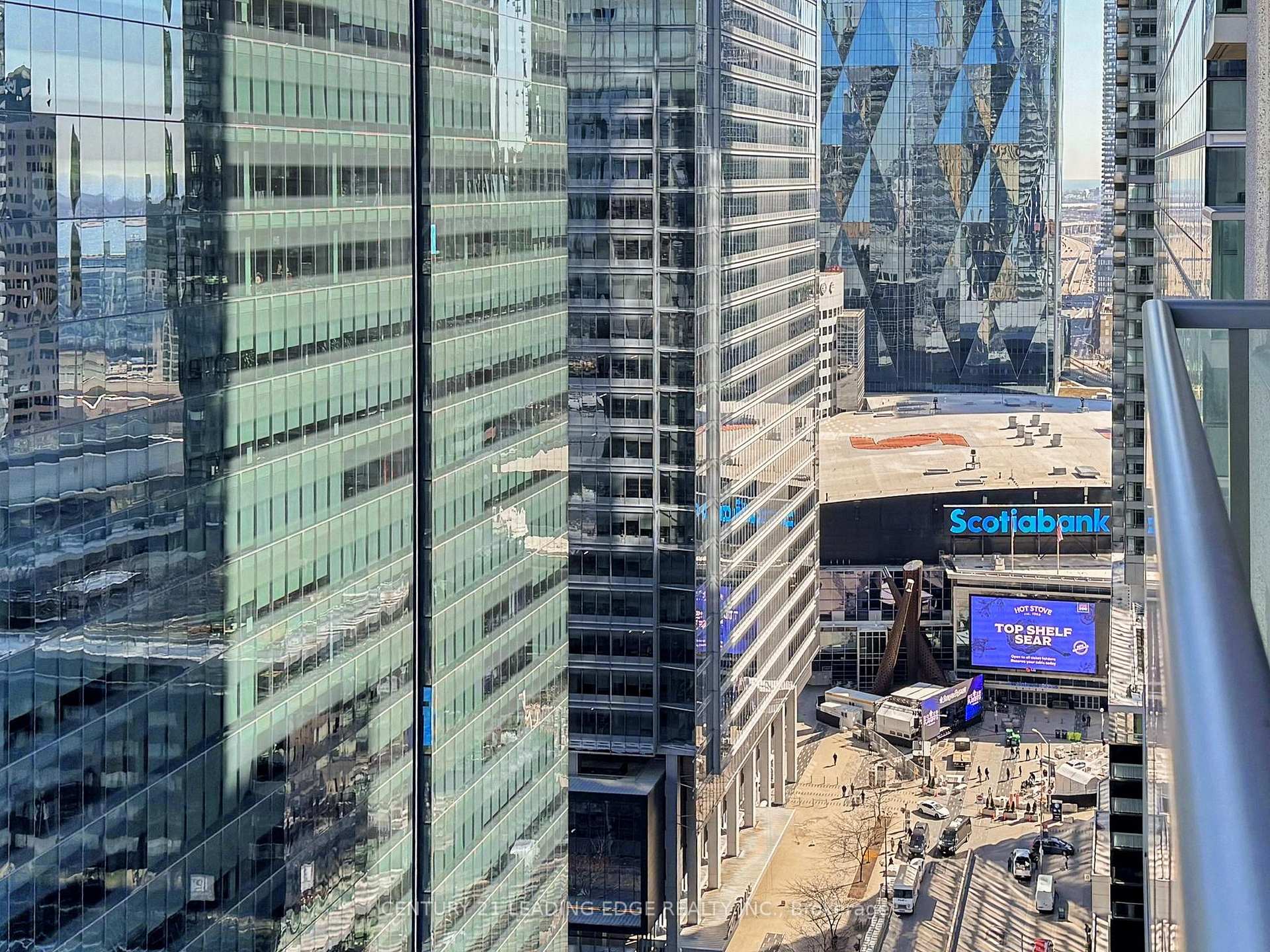Photo 31 of Unit 3503, 30 Grand Trunk Crescent, Toronto, Waterfront Communities — HOMEH