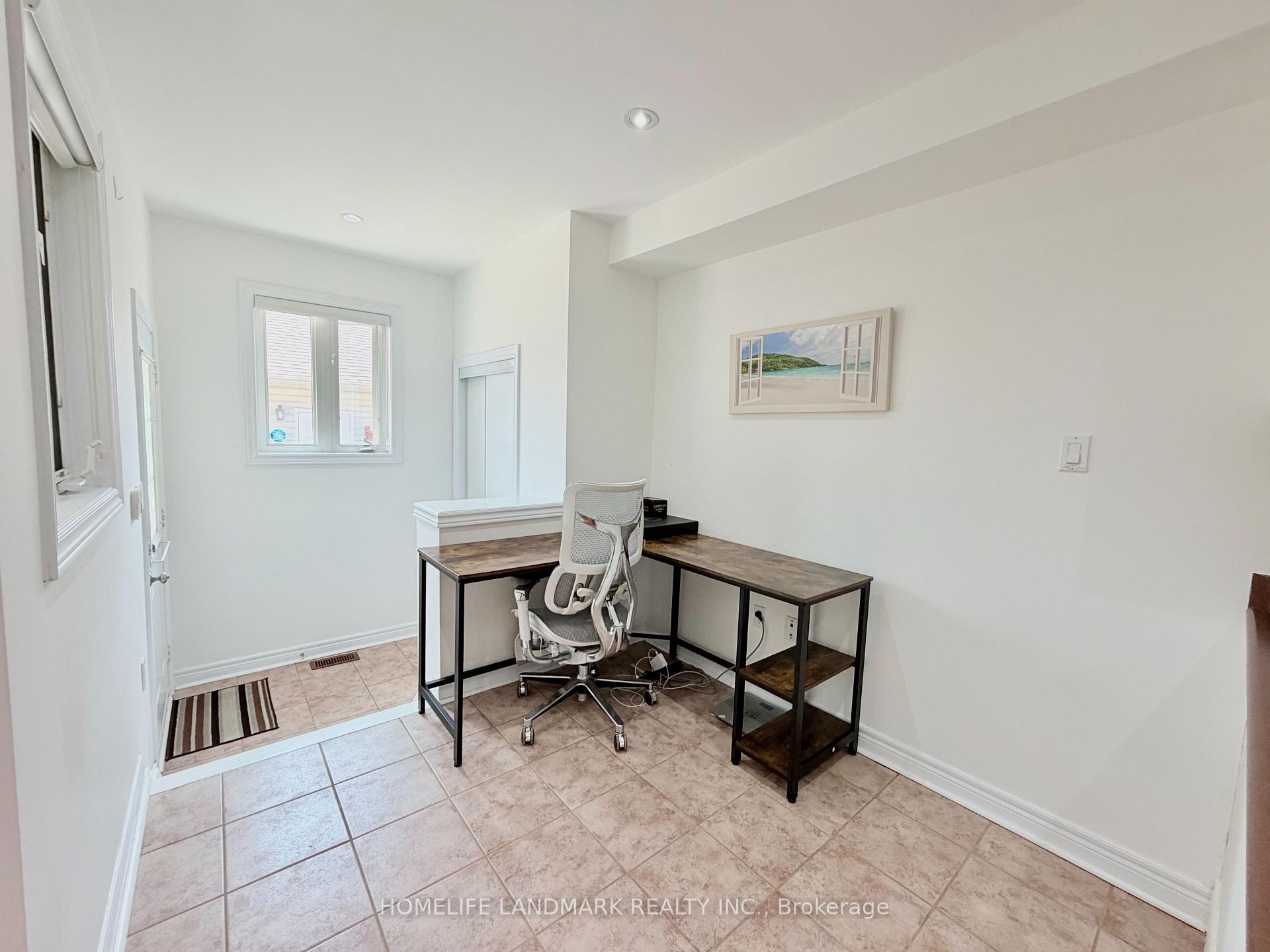 Photo 5 of 1967 Bur Oak Avenue, Markham, Greensborough — HOMEH