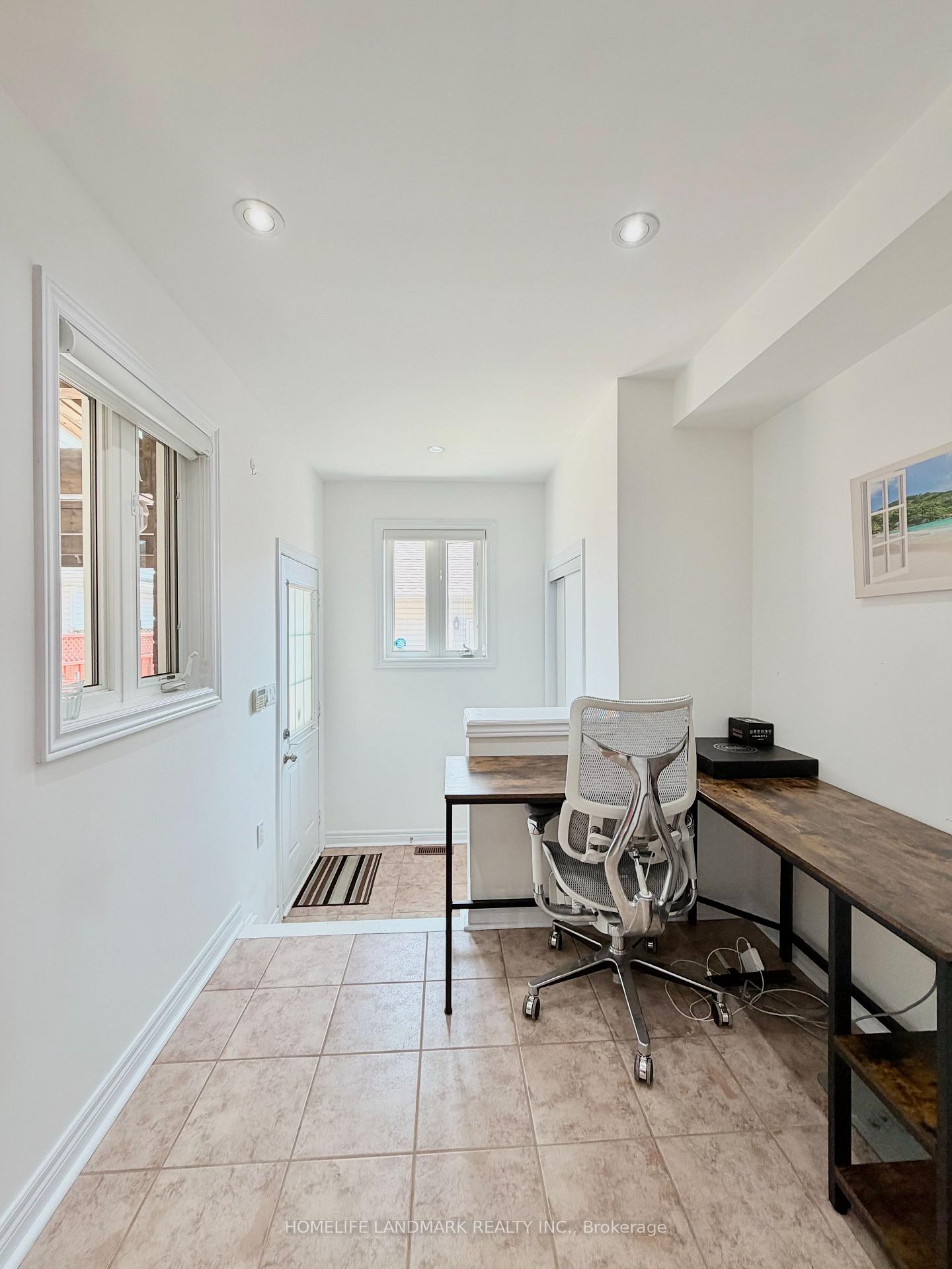Photo 6 of 1967 Bur Oak Avenue, Markham, Greensborough — HOMEH