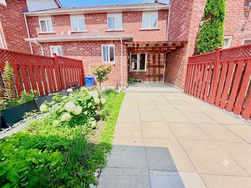 Photo 31 of 1967 Bur Oak Avenue, Markham, Greensborough — HOMEH