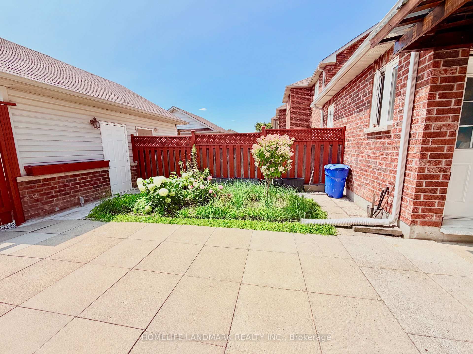 Photo 32 of 1967 Bur Oak Avenue, Markham, Greensborough — HOMEH