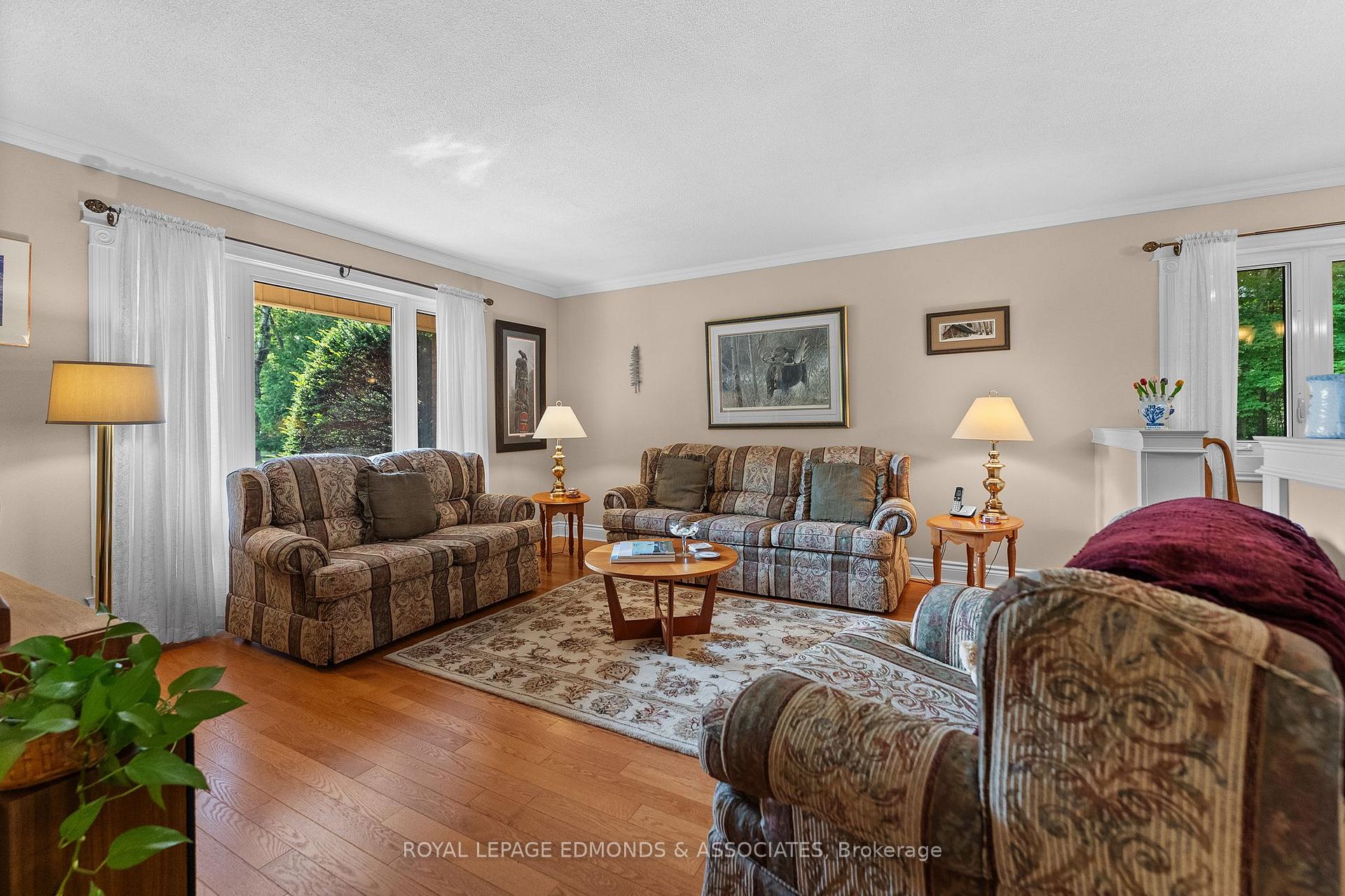 Photo 11 of 20 Mueller Crescent, Petawawa, Petawawa — HOMEH