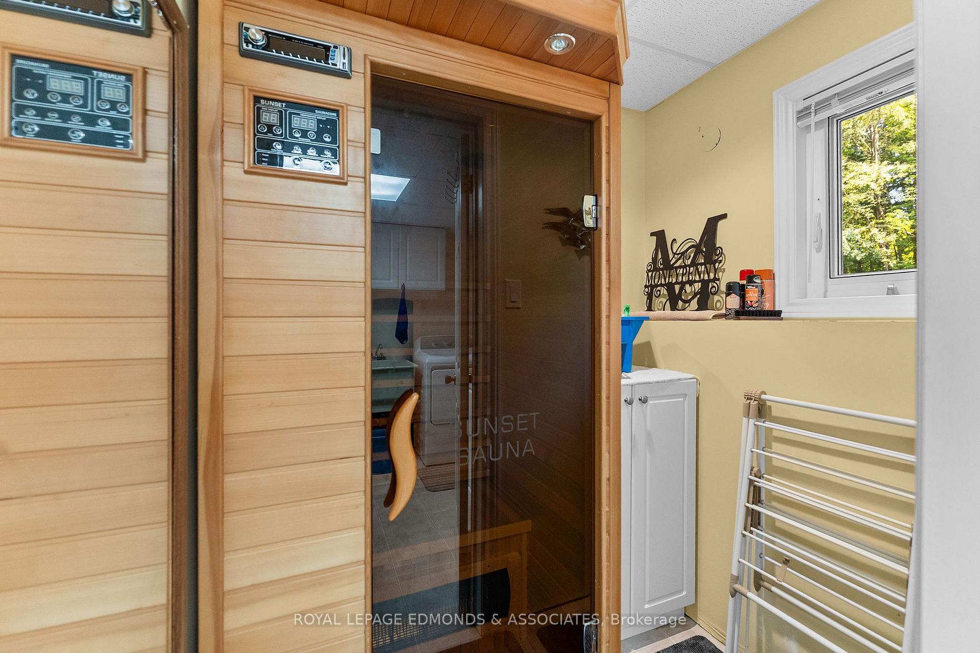 Photo 35 of 20 Mueller Crescent, Petawawa, Petawawa — HOMEH