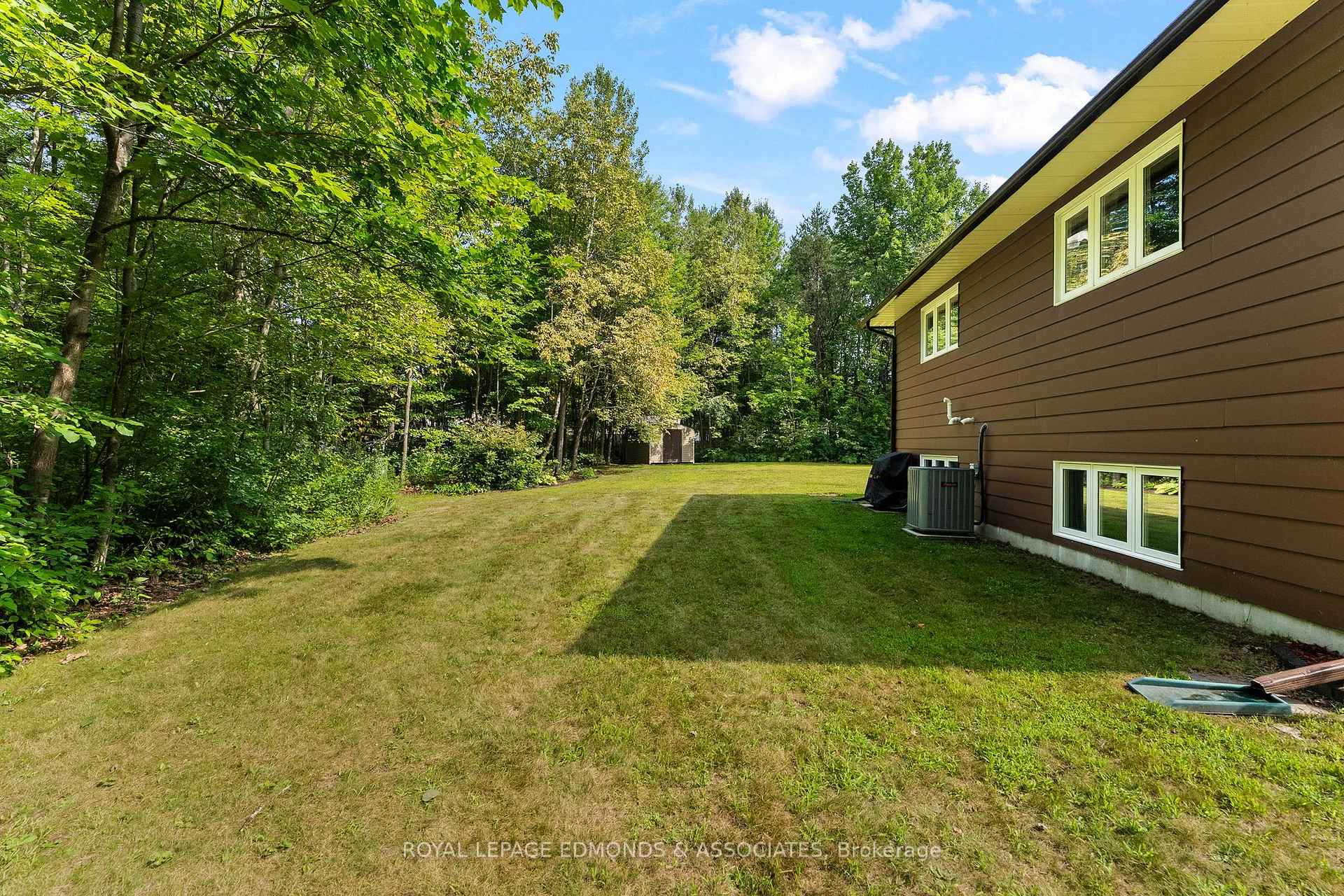 Photo 39 of 20 Mueller Crescent, Petawawa, Petawawa — HOMEH
