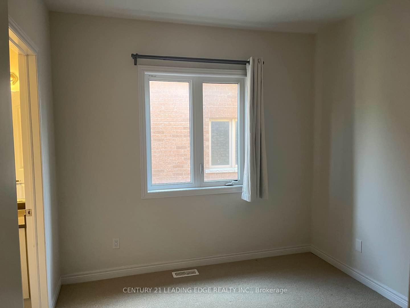 Photo 4 of Unit 1 Bdrm Upper Level, 23 Boland Court, Aurora, Rural Aurora — HOMEH