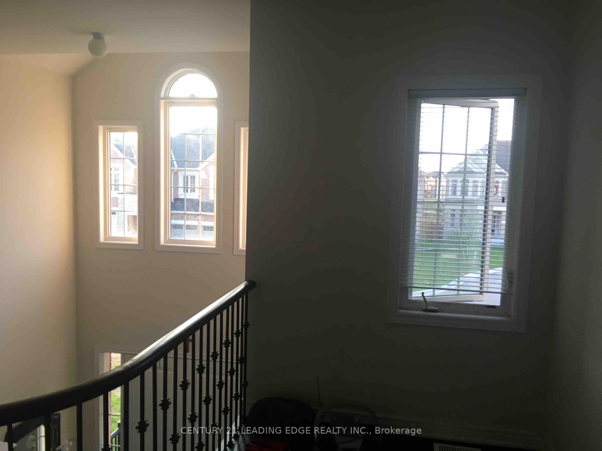 Photo 5 of Unit 1 Bdrm Upper Level, 23 Boland Court, Aurora, Rural Aurora — HOMEH