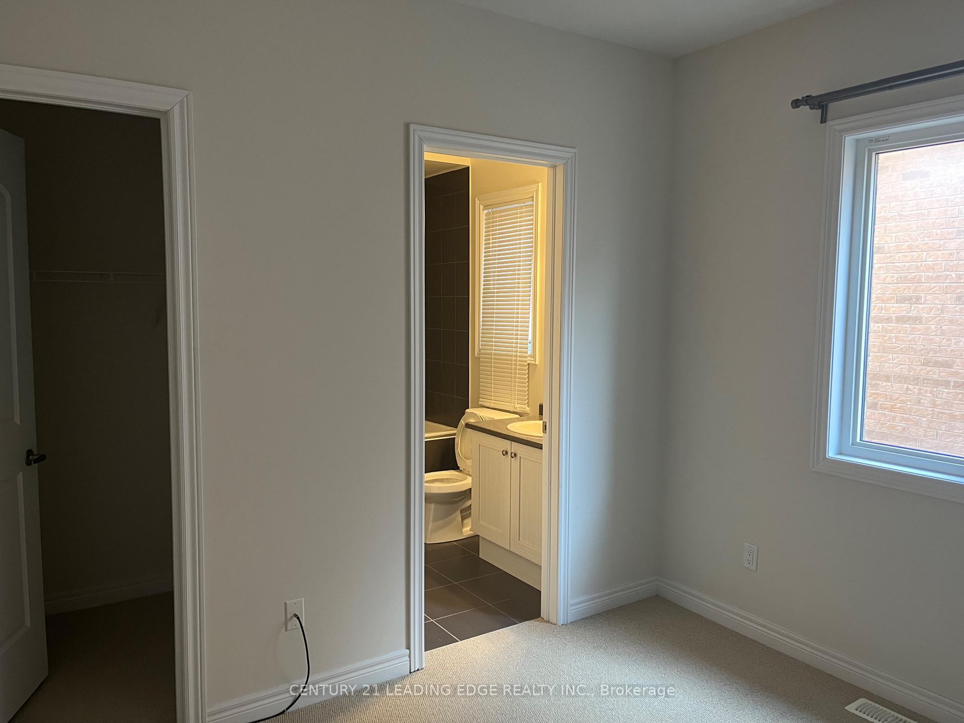 Photo 7 of Unit 1 Bdrm Upper Level, 23 Boland Court, Aurora, Rural Aurora — HOMEH