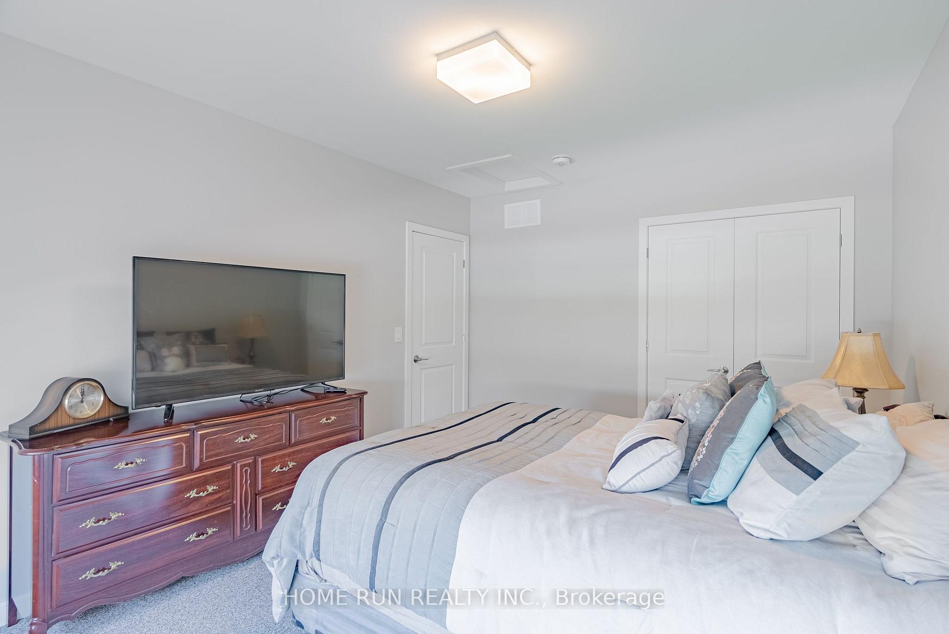 Photo 34 of 451 Longworth Avenue, Ottawa, Leitrim — HOMEH