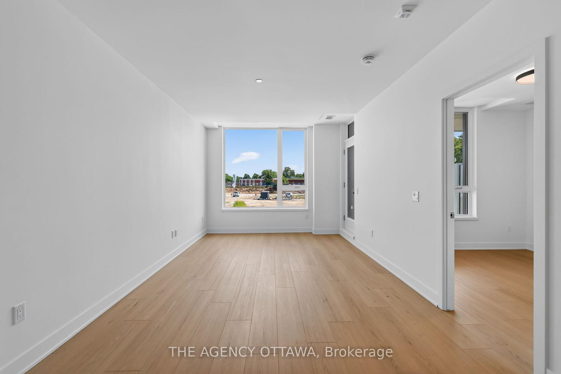 Photo 8 of Unit 201, 3085 Riverside Drive, Ottawa, Mooneys Bay/Riverside Park — HOMEH