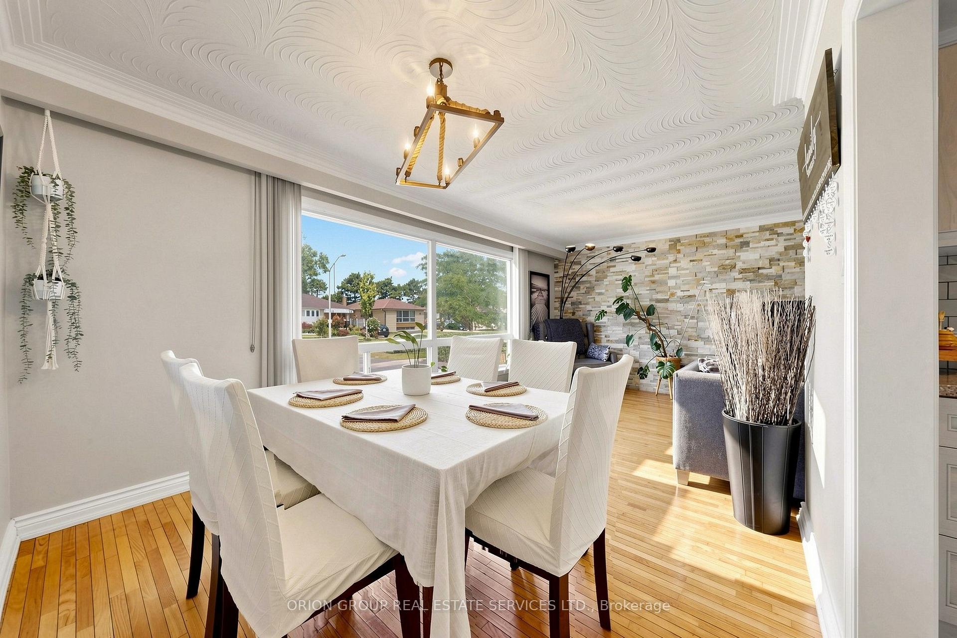 Photo 9 of 145 Kingsview Boulevard, Etobicoke, Kingsview Village-The Westway — HOMEH