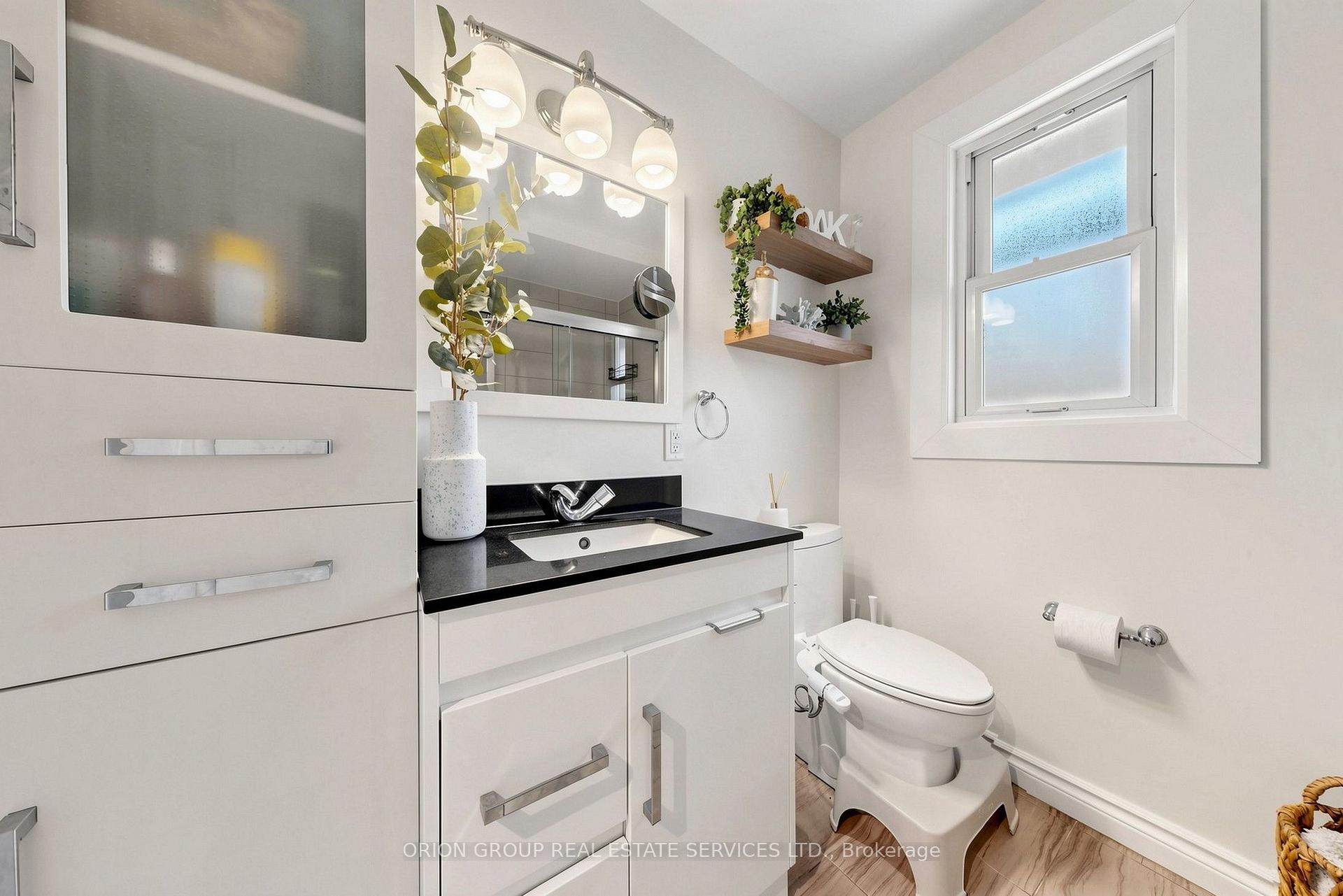Photo 17 of 145 Kingsview Boulevard, Etobicoke, Kingsview Village-The Westway — HOMEH