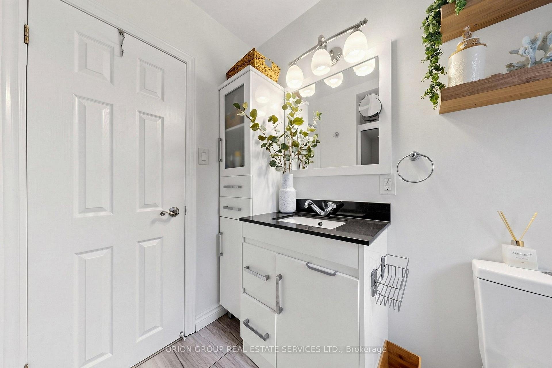 Photo 18 of 145 Kingsview Boulevard, Etobicoke, Kingsview Village-The Westway — HOMEH