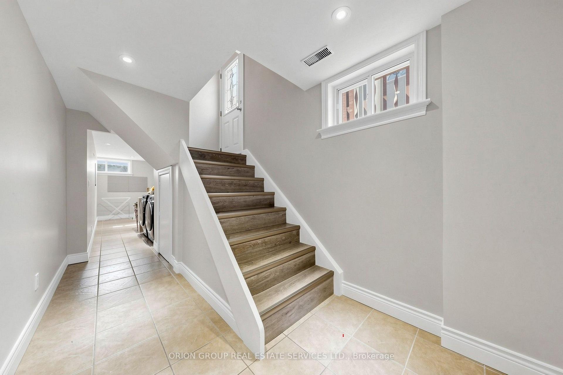 Photo 21 of 145 Kingsview Boulevard, Etobicoke, Kingsview Village-The Westway — HOMEH