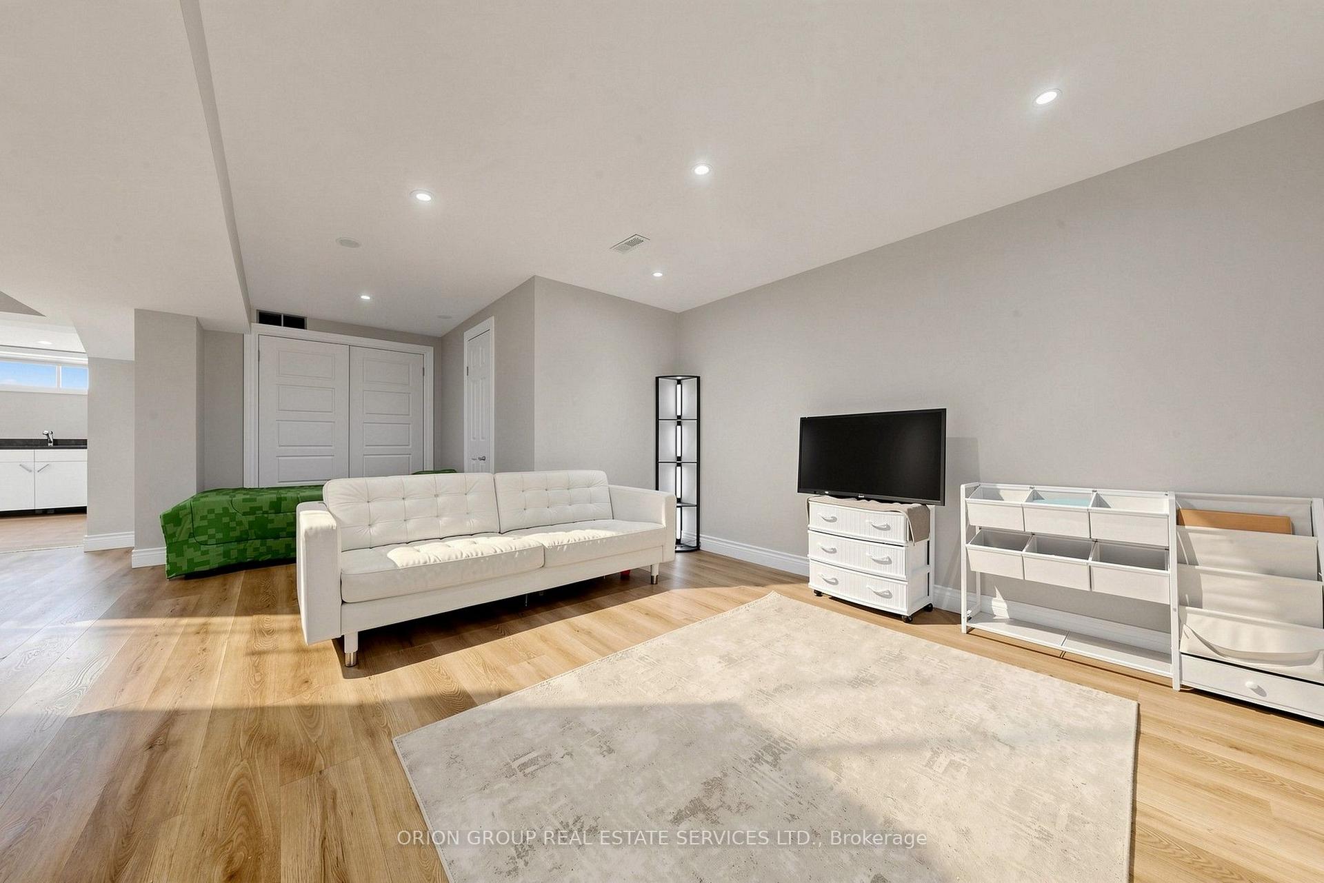 Photo 22 of 145 Kingsview Boulevard, Etobicoke, Kingsview Village-The Westway — HOMEH