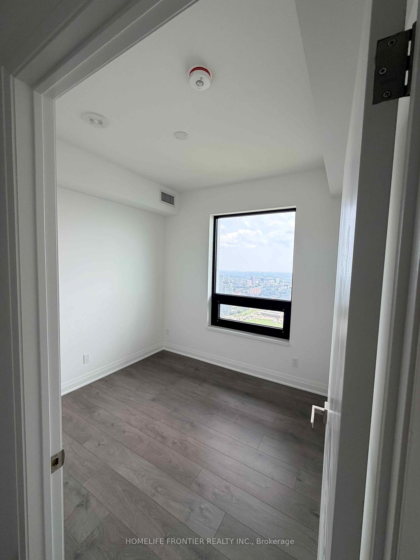 Photo 10 of Unit 4704, 4015 The Exchange, Mississauga, City Centre — HOMEH