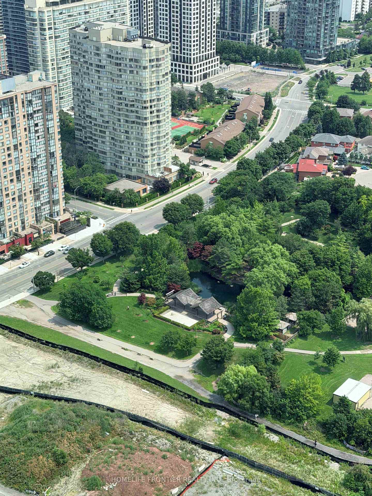 Photo 18 of Unit 4704, 4015 The Exchange, Mississauga, City Centre — HOMEH