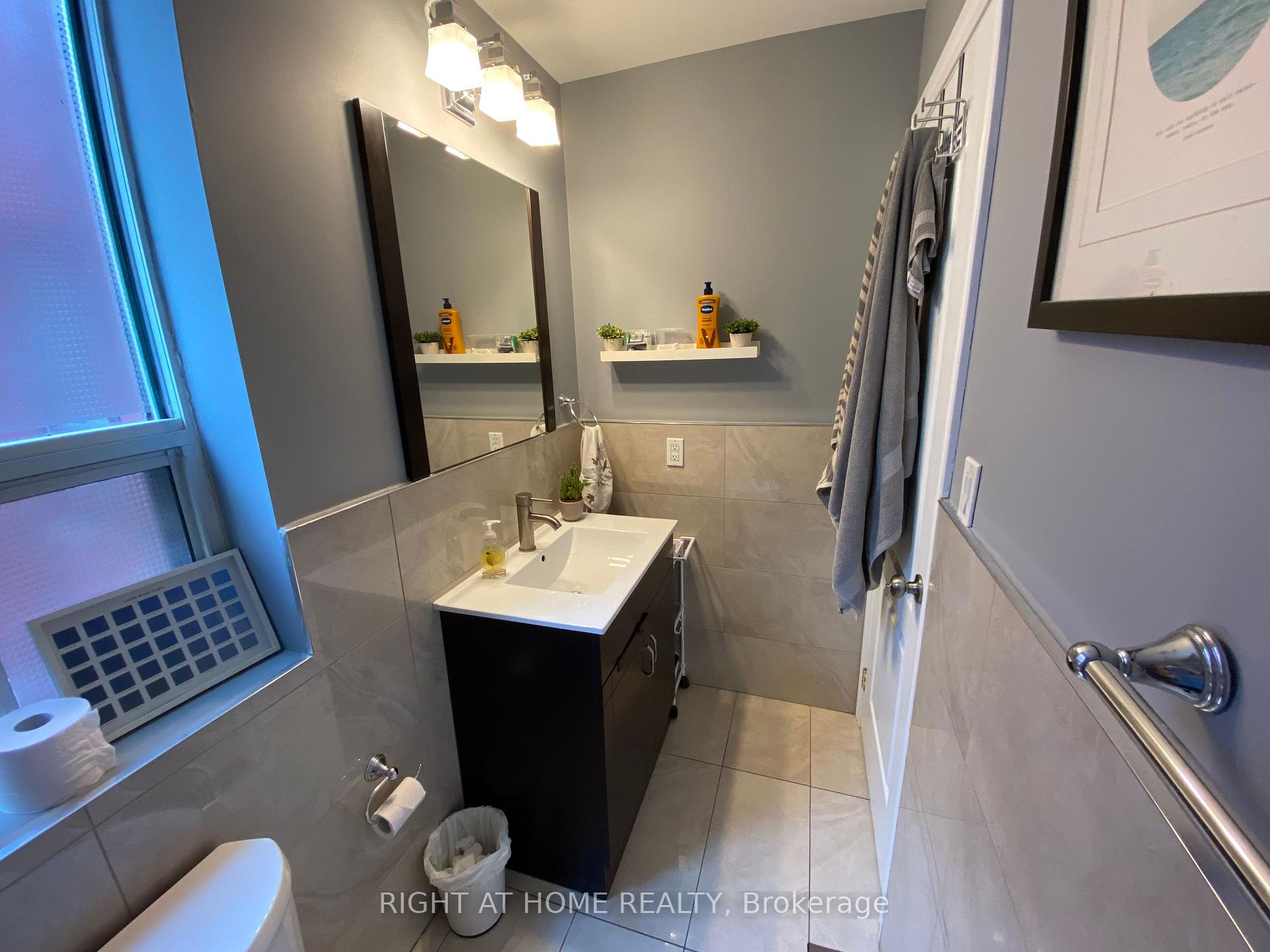 Photo 10 of Unit Main Floor Unit, 989 Dufferin Street, Toronto, Dufferin Grove — HOMEH
