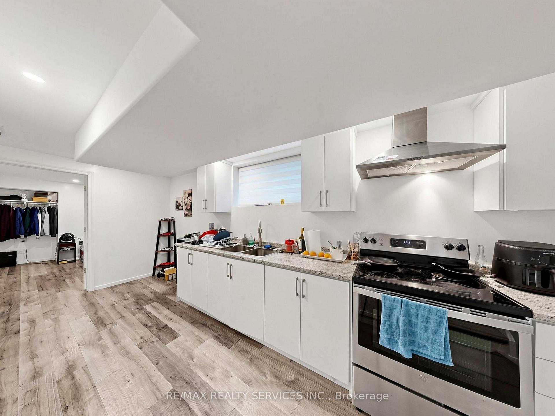 Photo 38 of 291 Hardcastle Drive, Cambridge, Blair Road — HOMEH