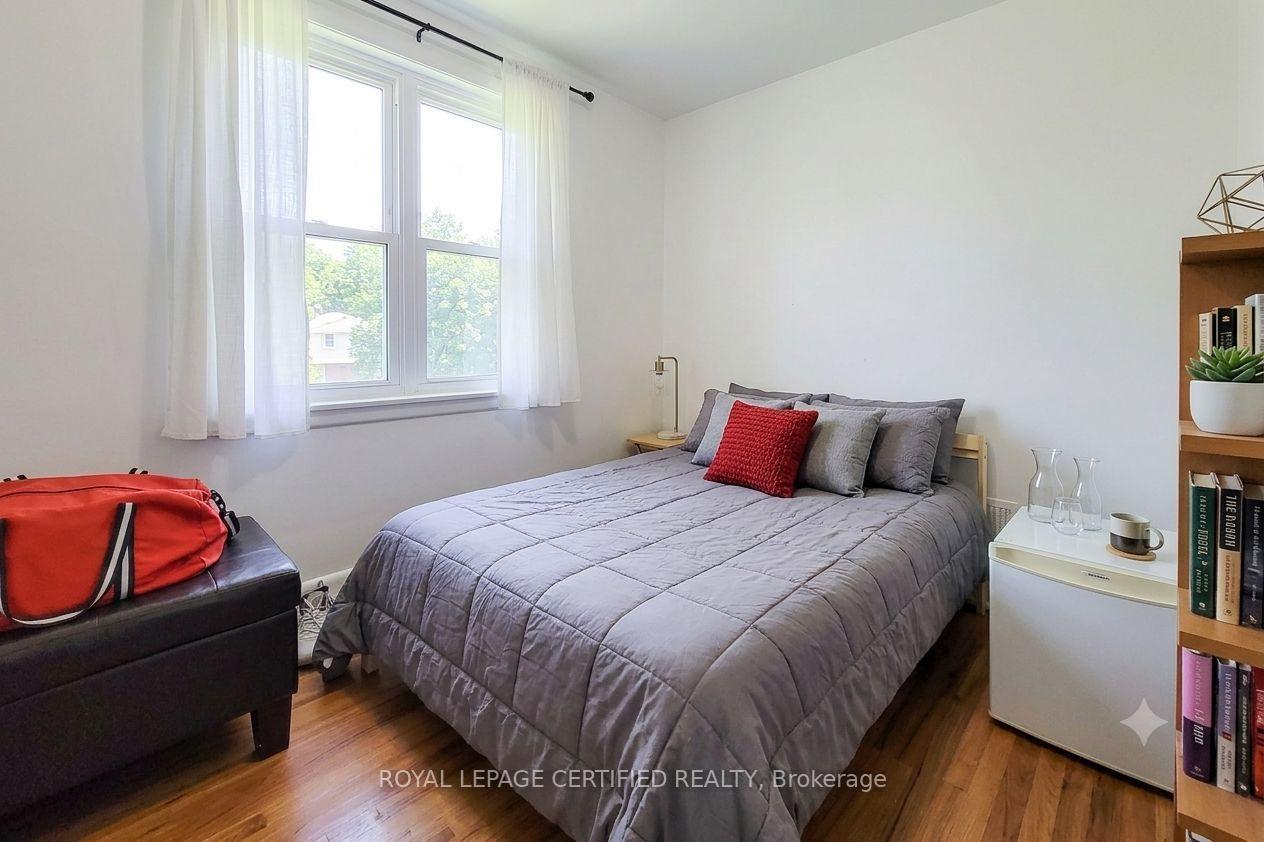Photo 16 of 55 Garner Road, Hamilton, Ancaster — HOMEH